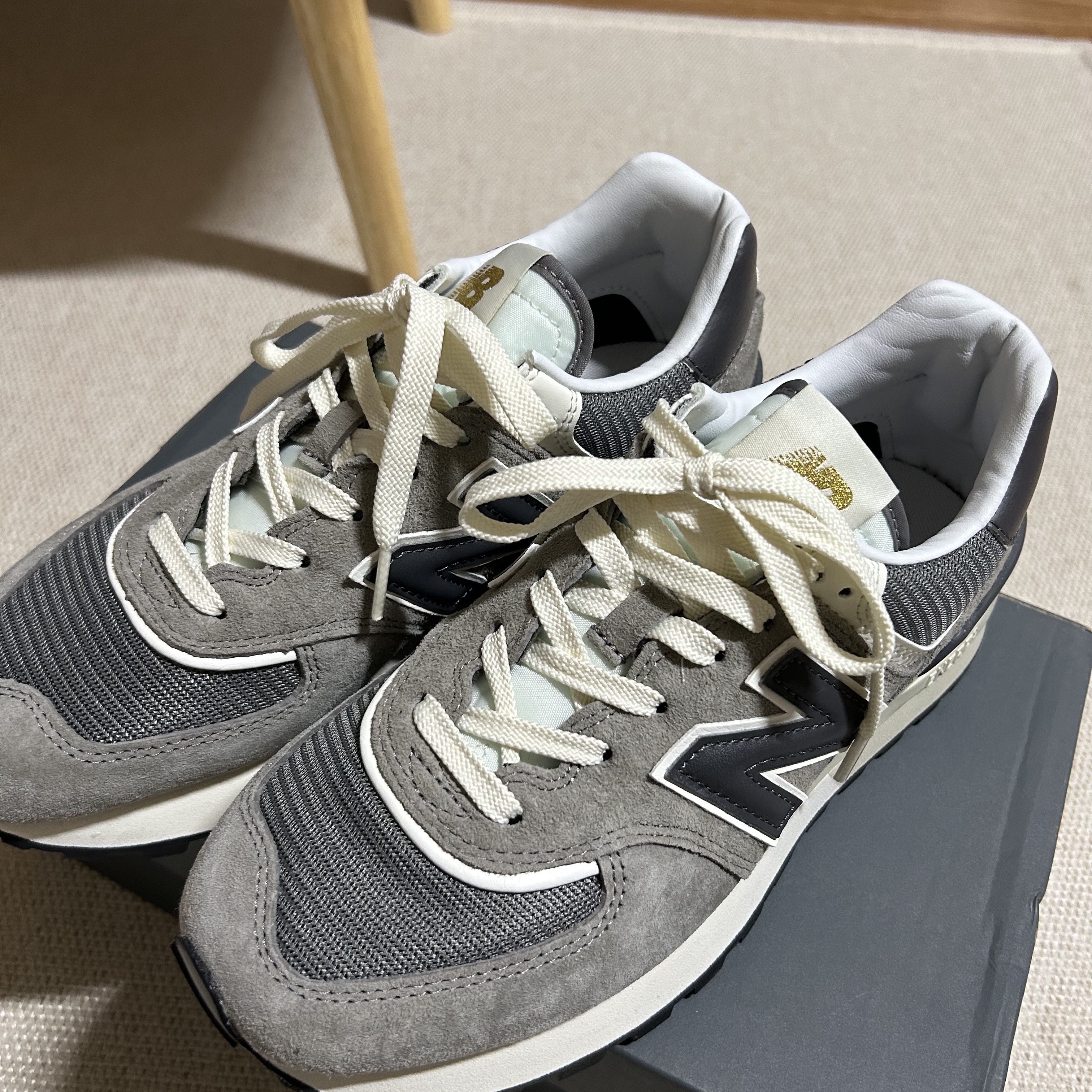 New Balance 574 Legacy Grey 착용 스타일 - 1