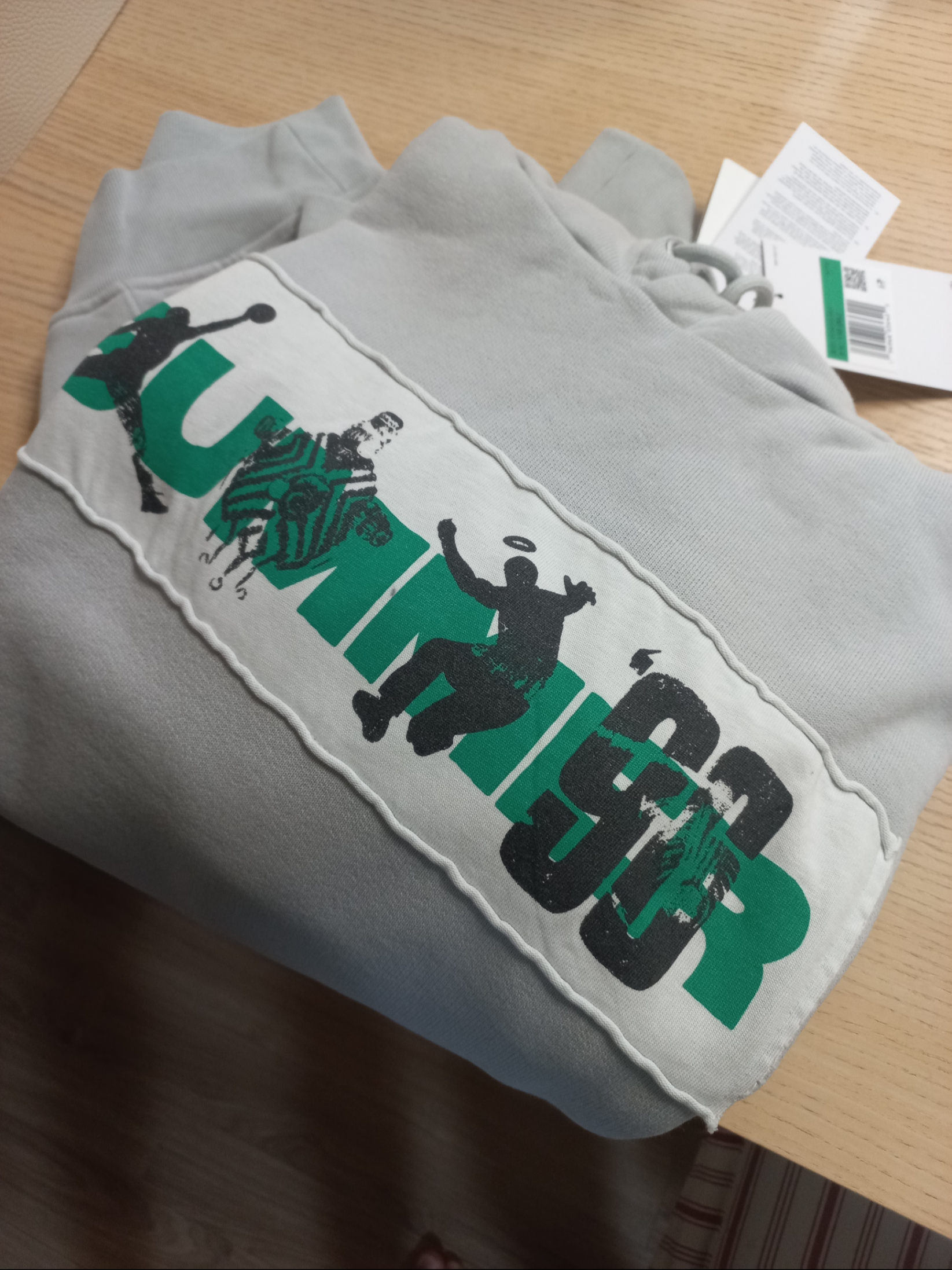 Jordan x Bephies Beauty Supply x Union Fleece Hoodie Grey Fog (FD4244-097) 착용 스타일