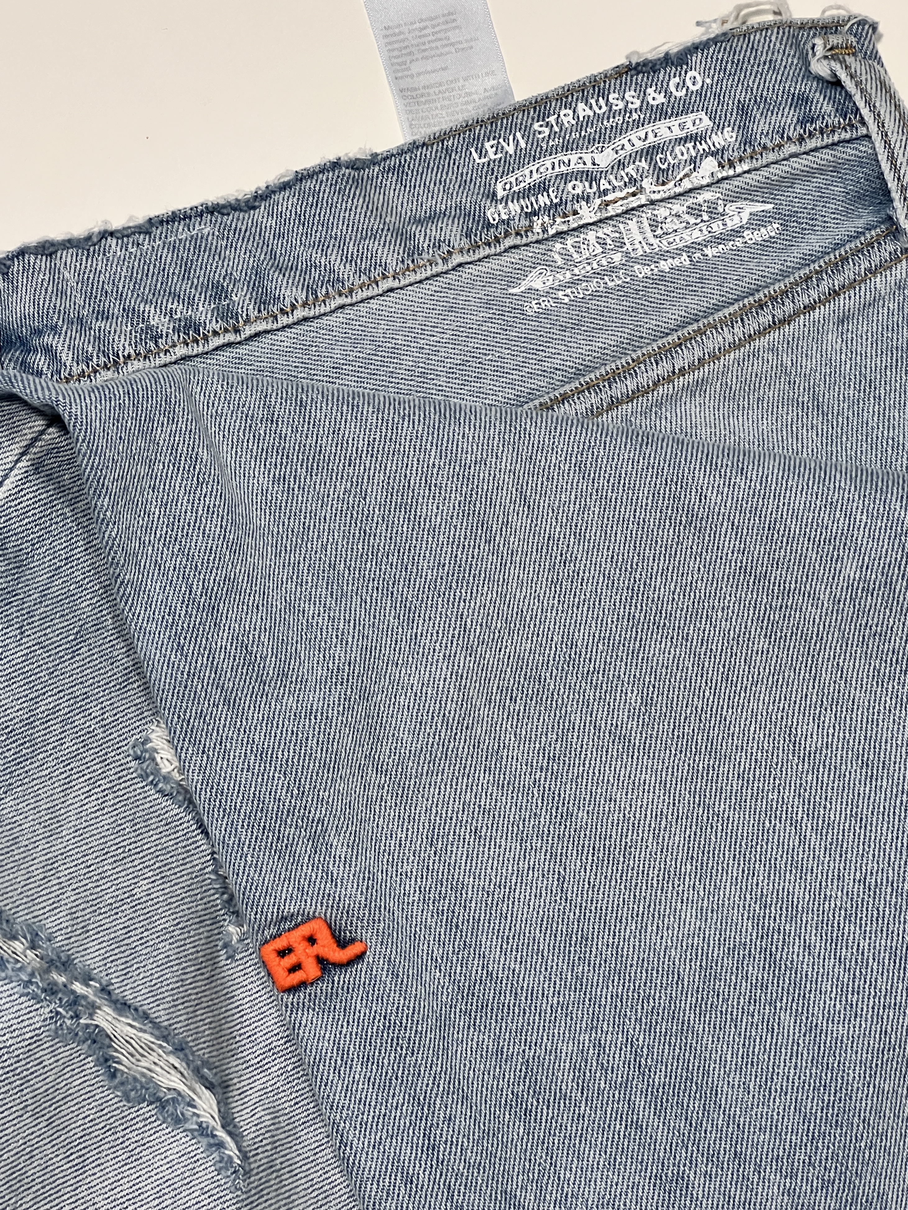 Levi's x Erl Stay Loose Jeans Indigo 착용 스타일