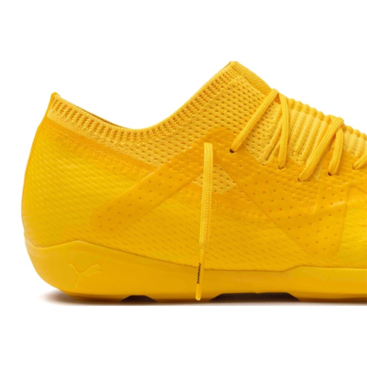 Puma Speedcat LS Black White, Puma Future Z 1.3 FG/AG Neon Citrus Black 착용 스타일 - 3