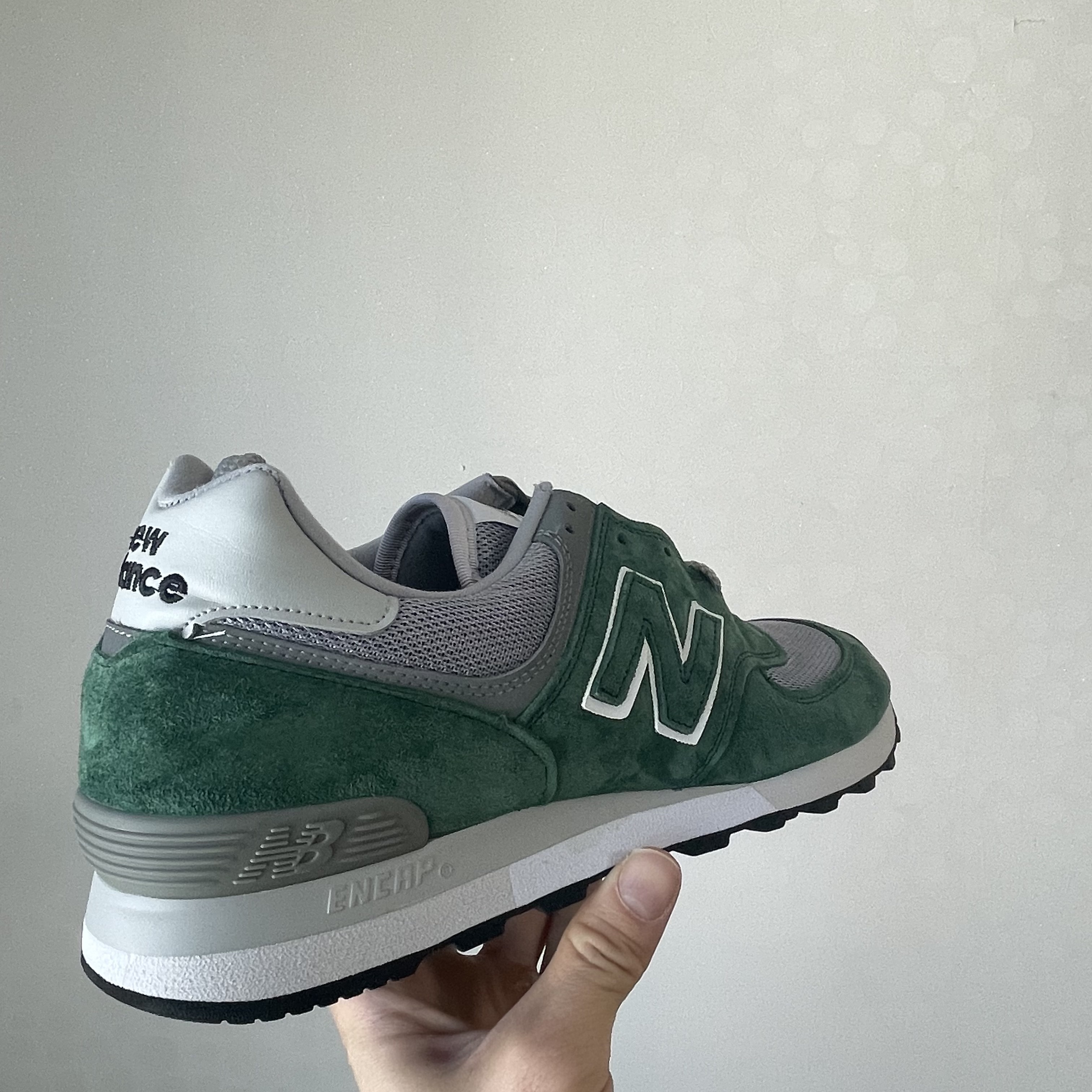 New Balance 576 Made in UK Eden 착용 스타일 - 2