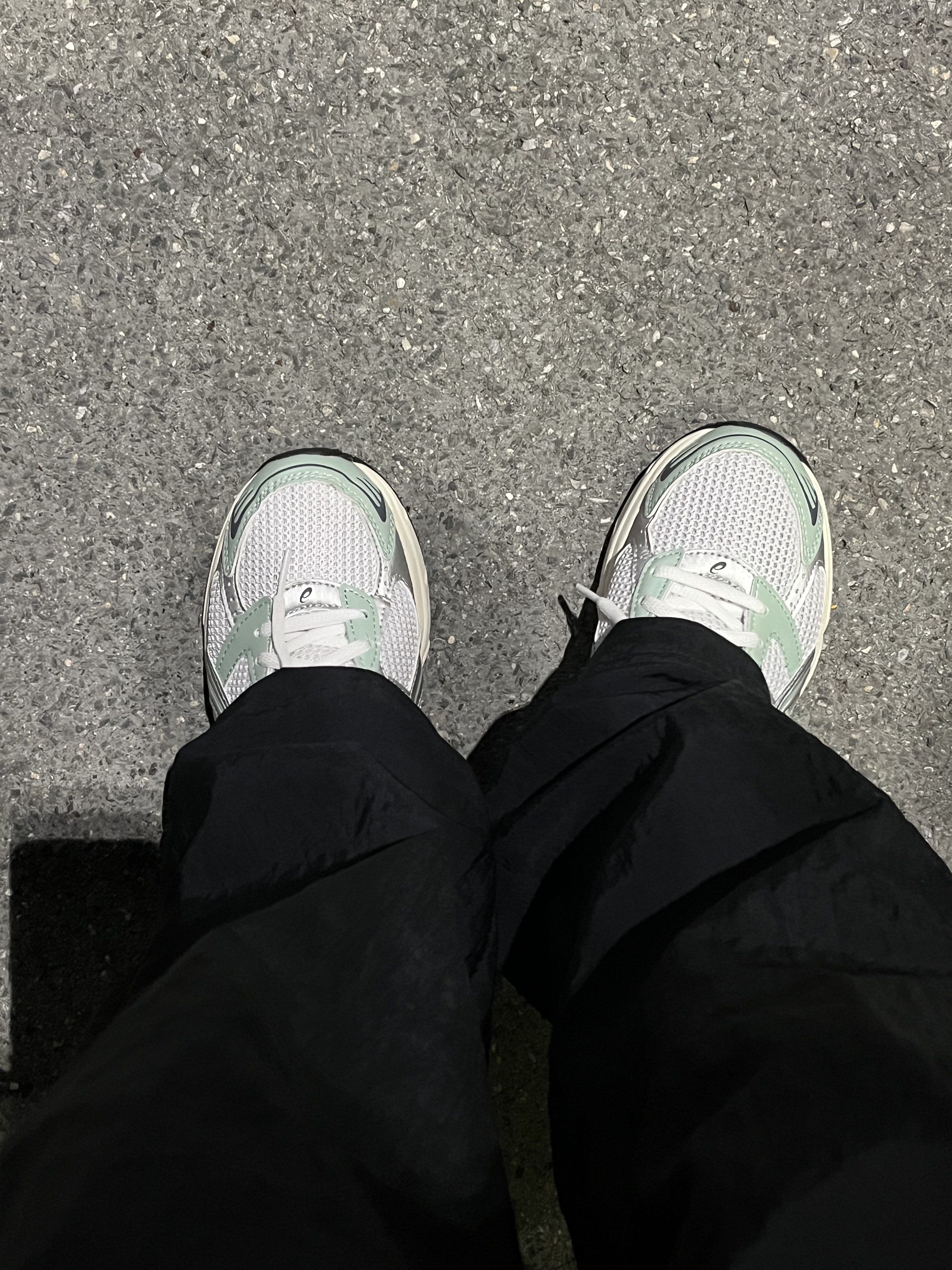 Asics x Naked Gel-1130 White Pure Silver 착용 스타일