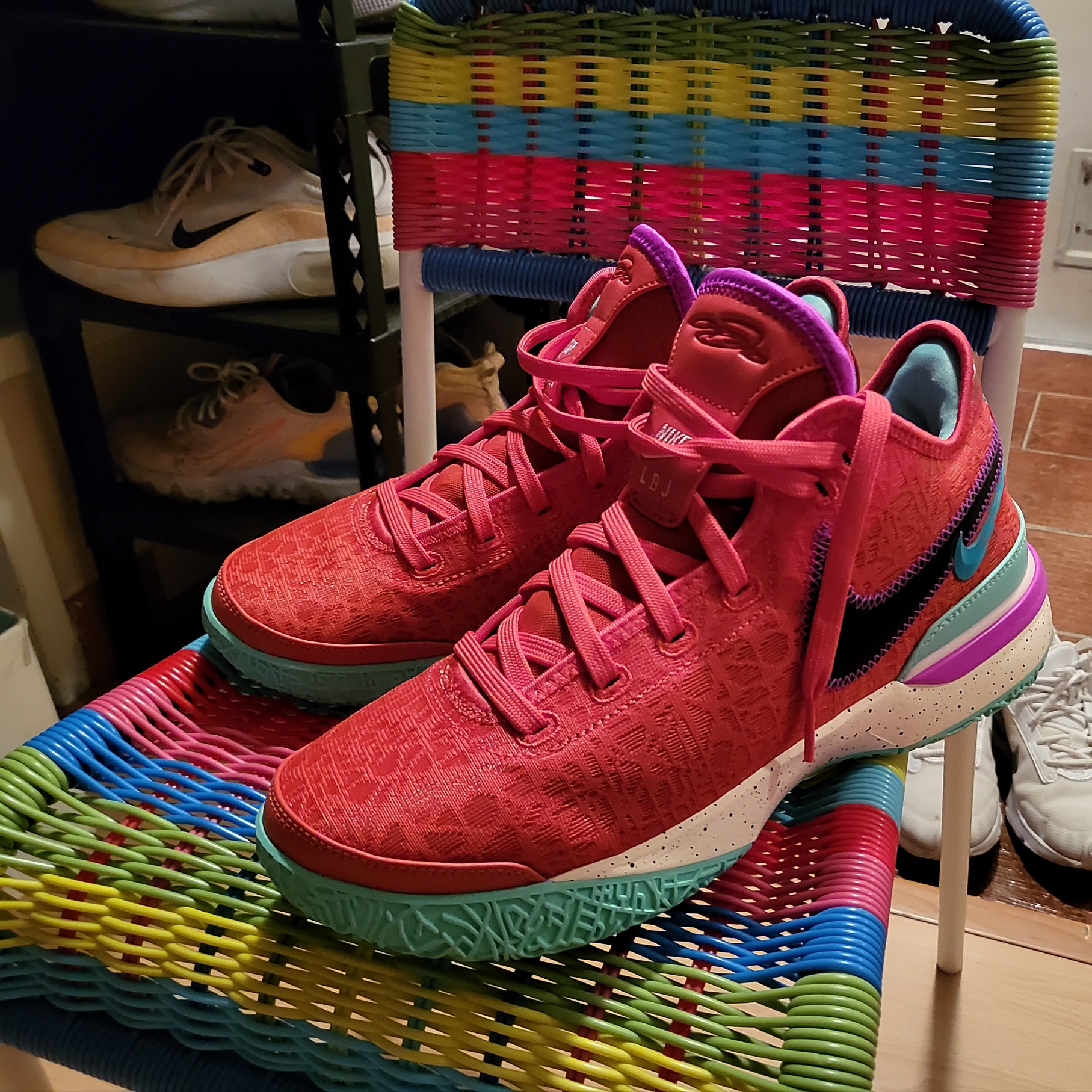 Nike LeBron NXXT Gen EP Track Red Black 착용 스타일