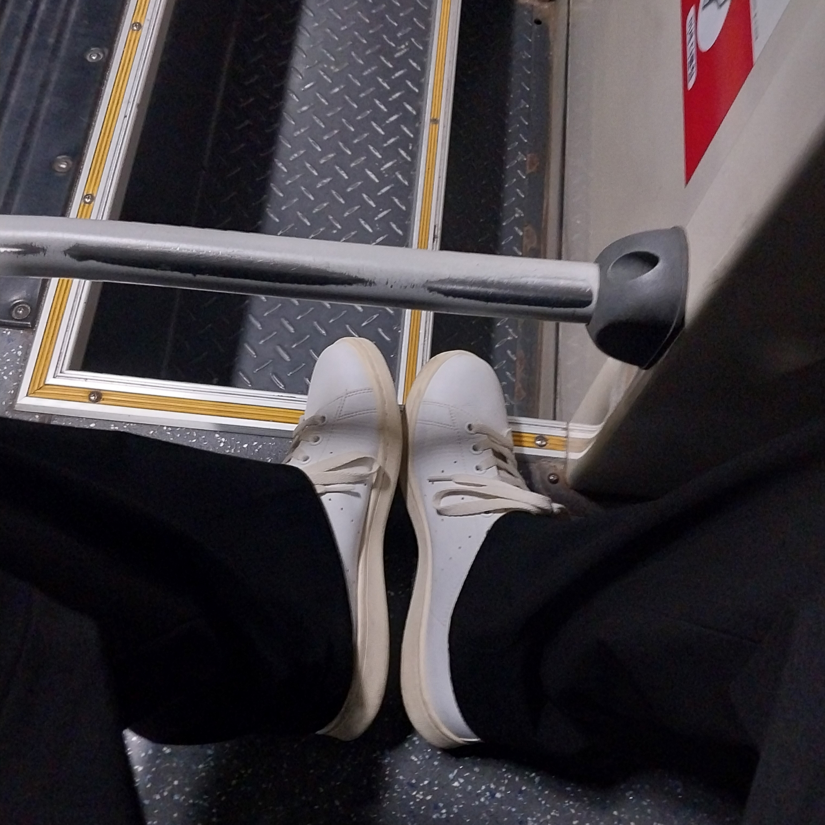 Adidas Stan Smith White Green Collegiate Navy 착용 스타일