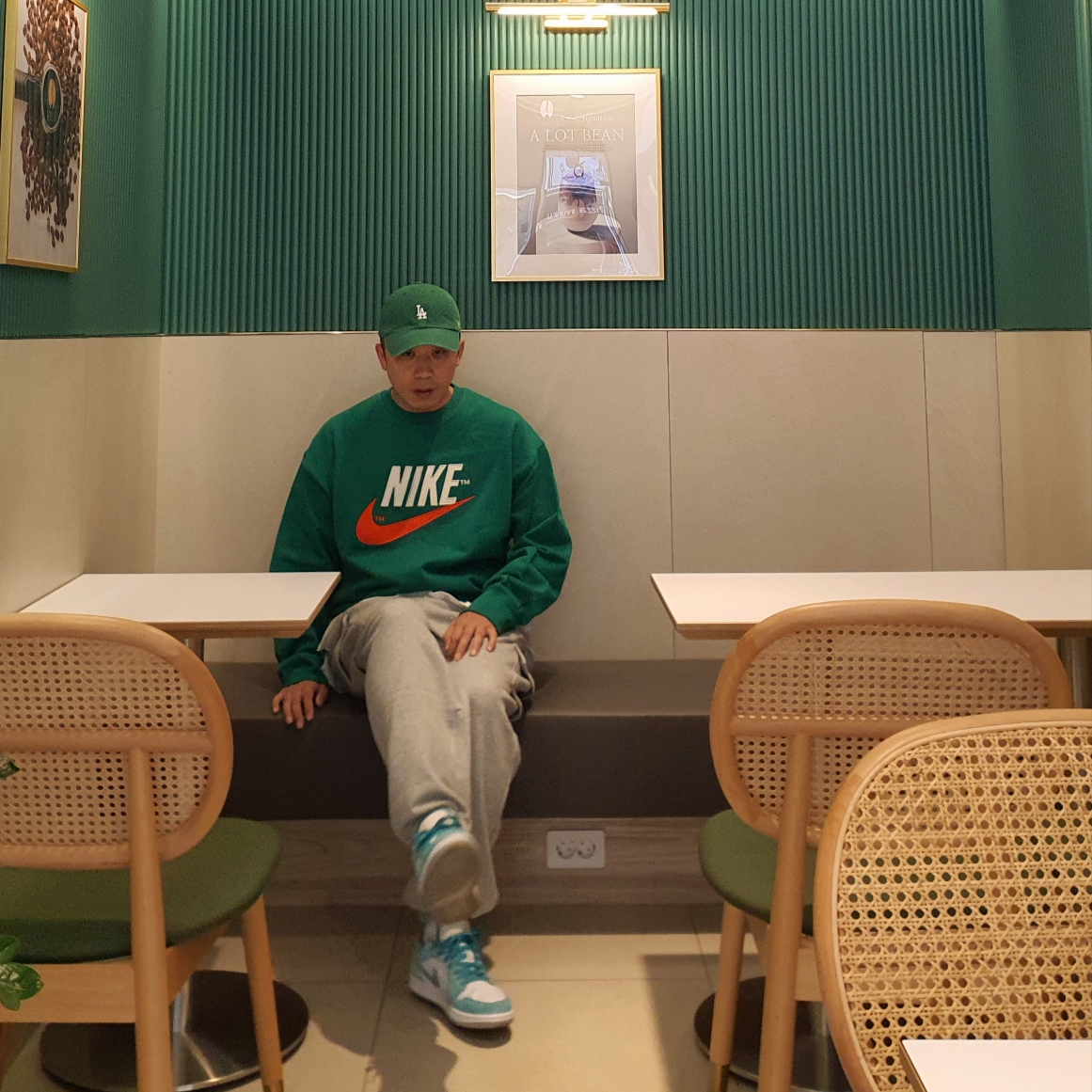 Jordan 1 Low SE New Emerald, Nike NSW French Terry Crewneck Green - Asia 착용 스타일 - 2