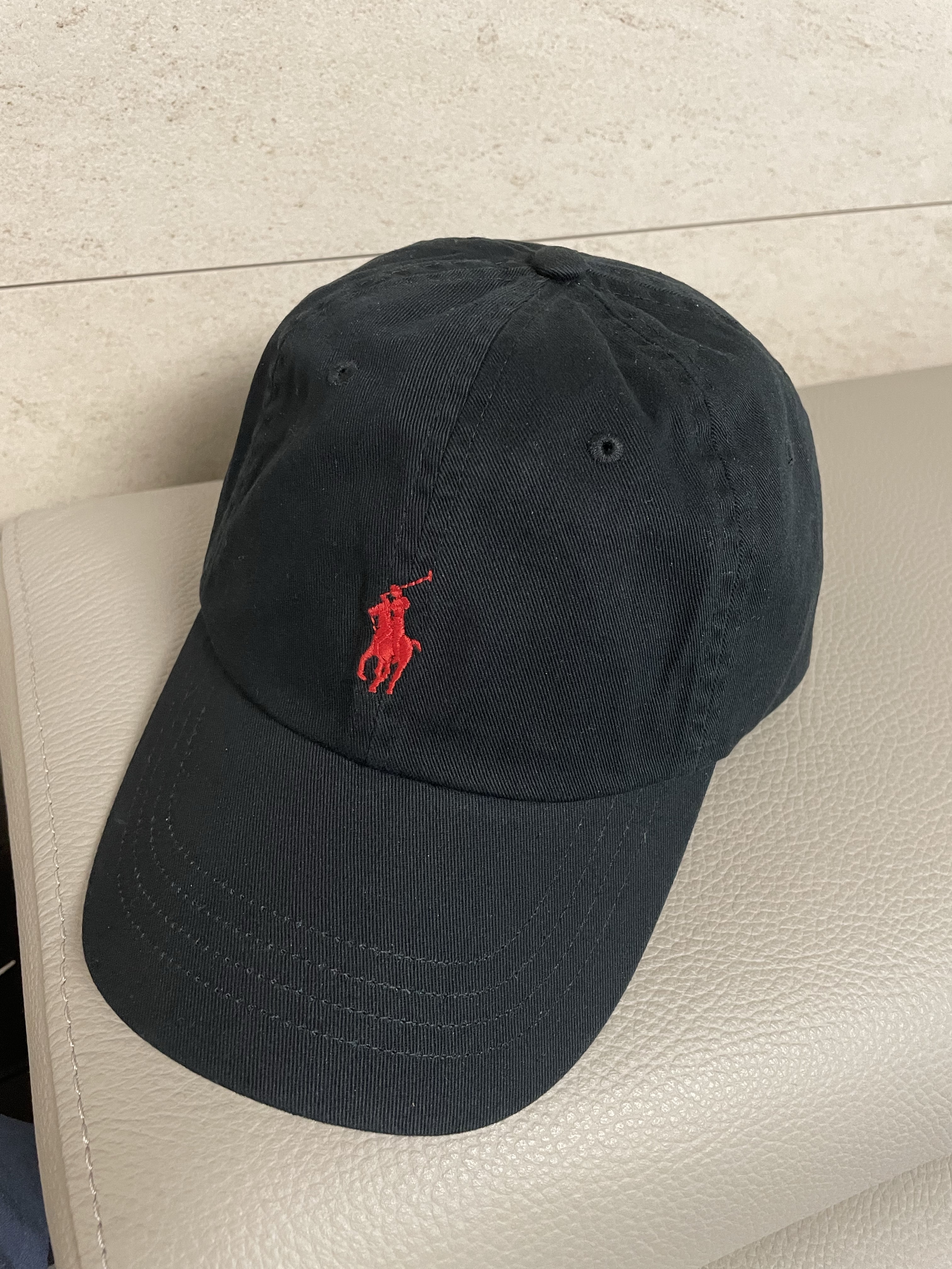 [30%적립] Polo Ralph Lauren Cotton Chino Ball Cap Polo Black 착용 스타일