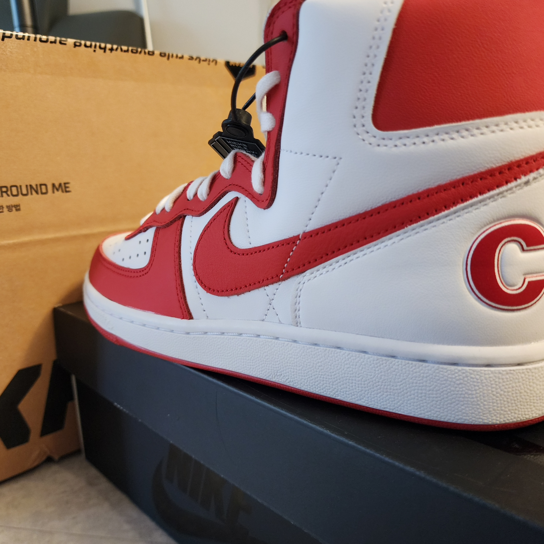 Nike x Comme des Garcons Homme Plus Terminator High Red 착용 스타일 - 3