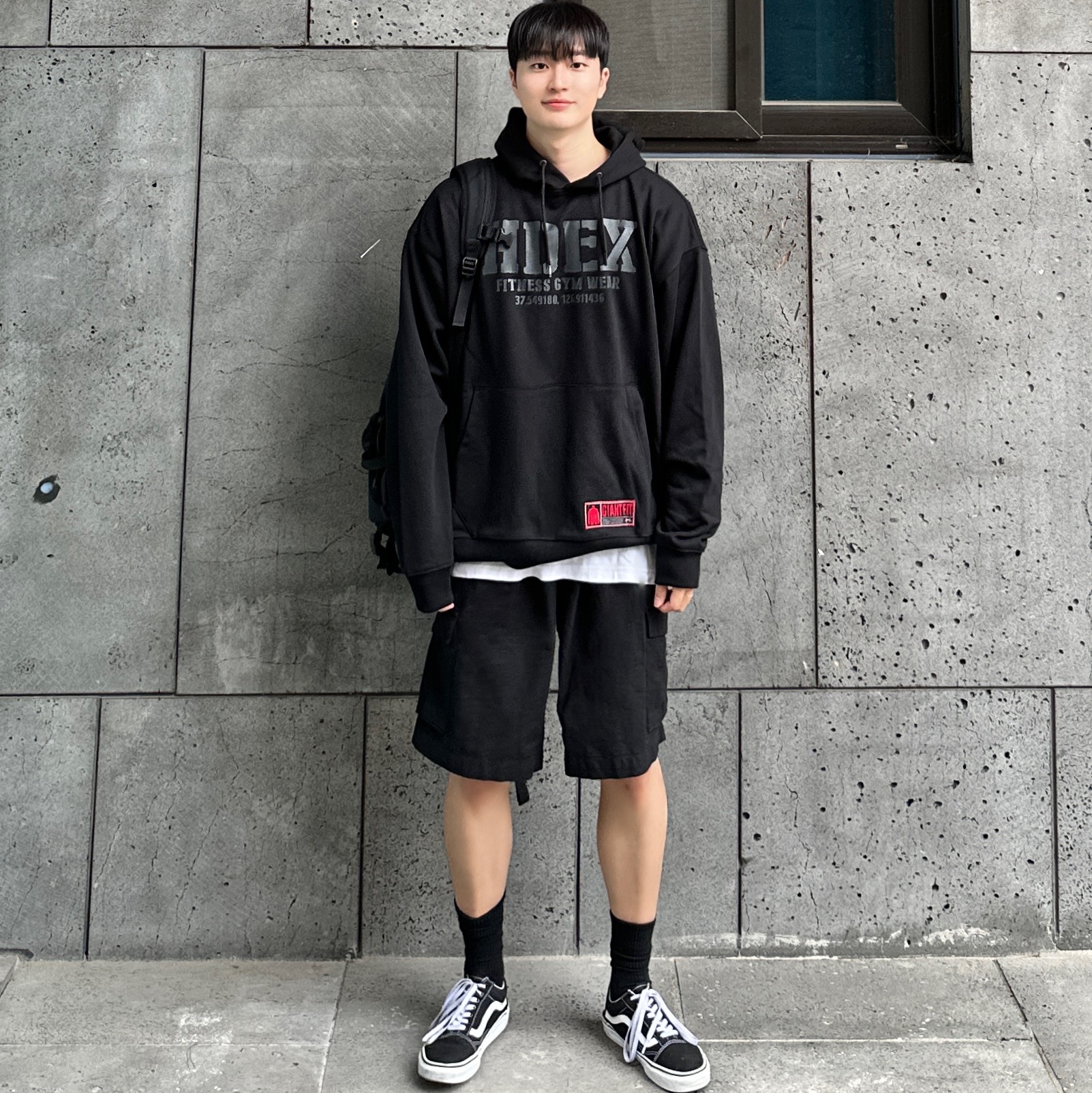 Vans ComfyCush Old Skool Black True white 착용 스타일 - 1