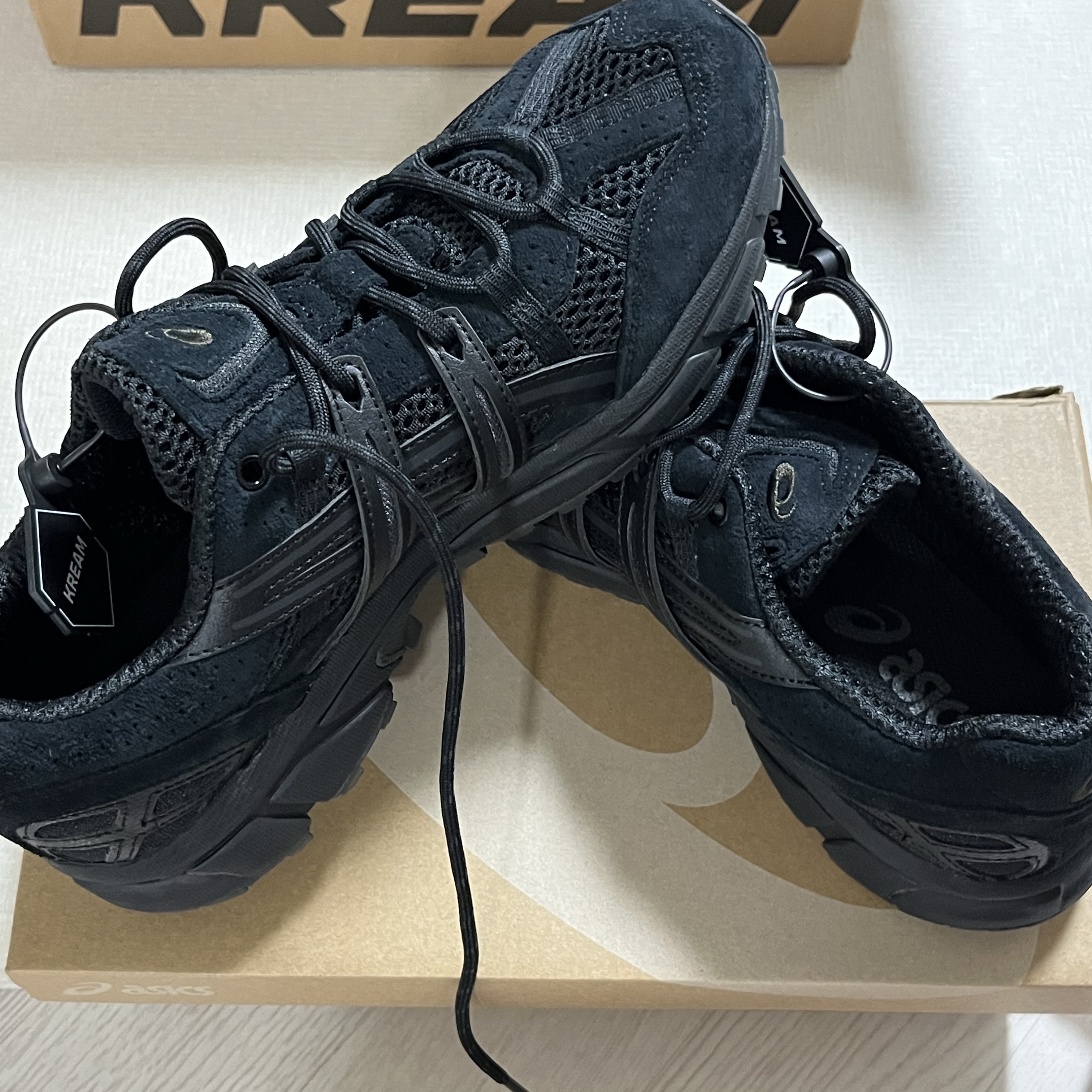 Asics Gel-Sonoma 15-50 Black 착용 스타일