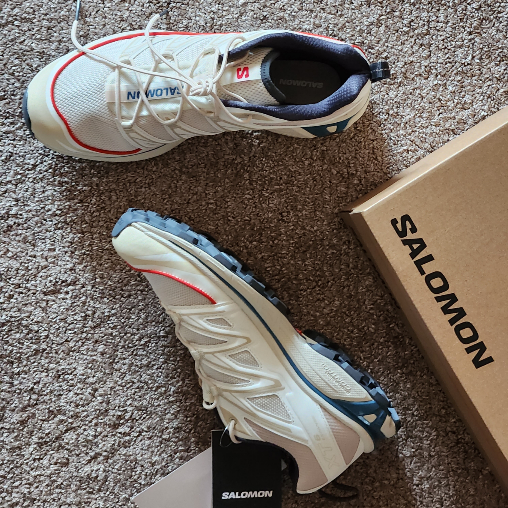 Salomon XT-6 Expanse Almond Milk Aegean Blue 착용 스타일