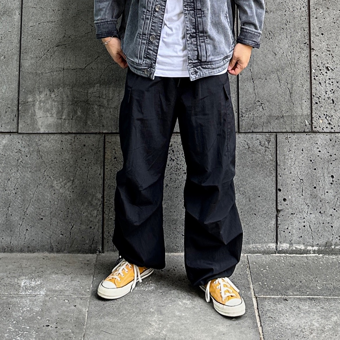 Converse Chuck 70 High Vintage Canvas Sunflower 착용 스타일 - 2