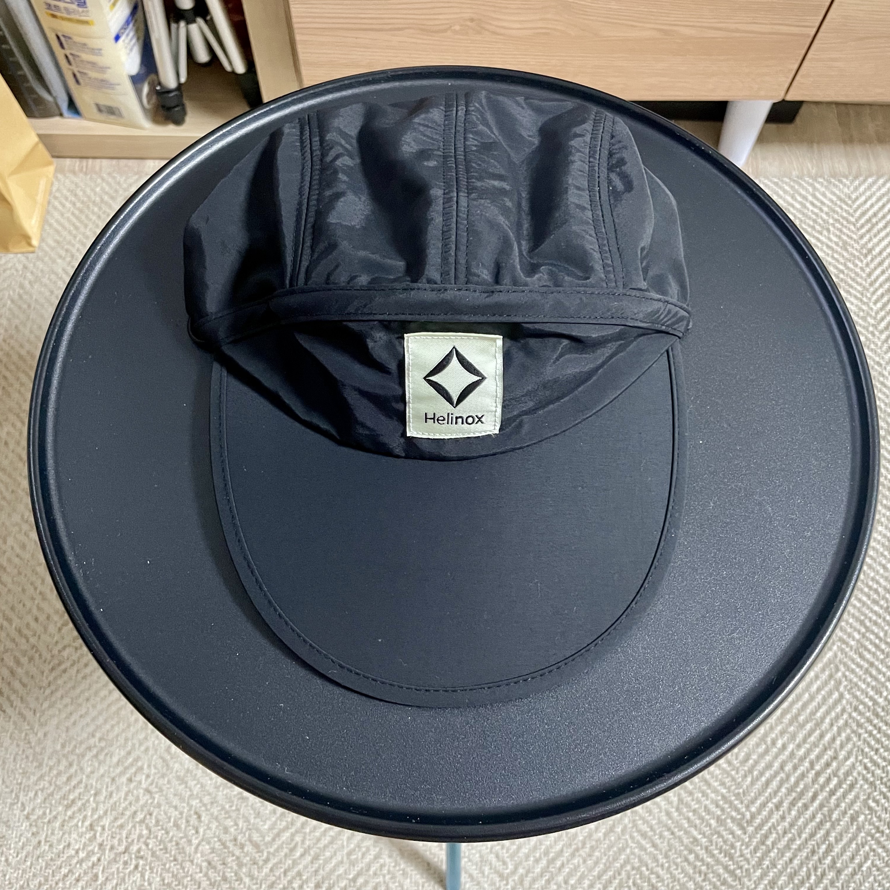 Helinox Glow Edition Field Bill Cap Black 착용 스타일