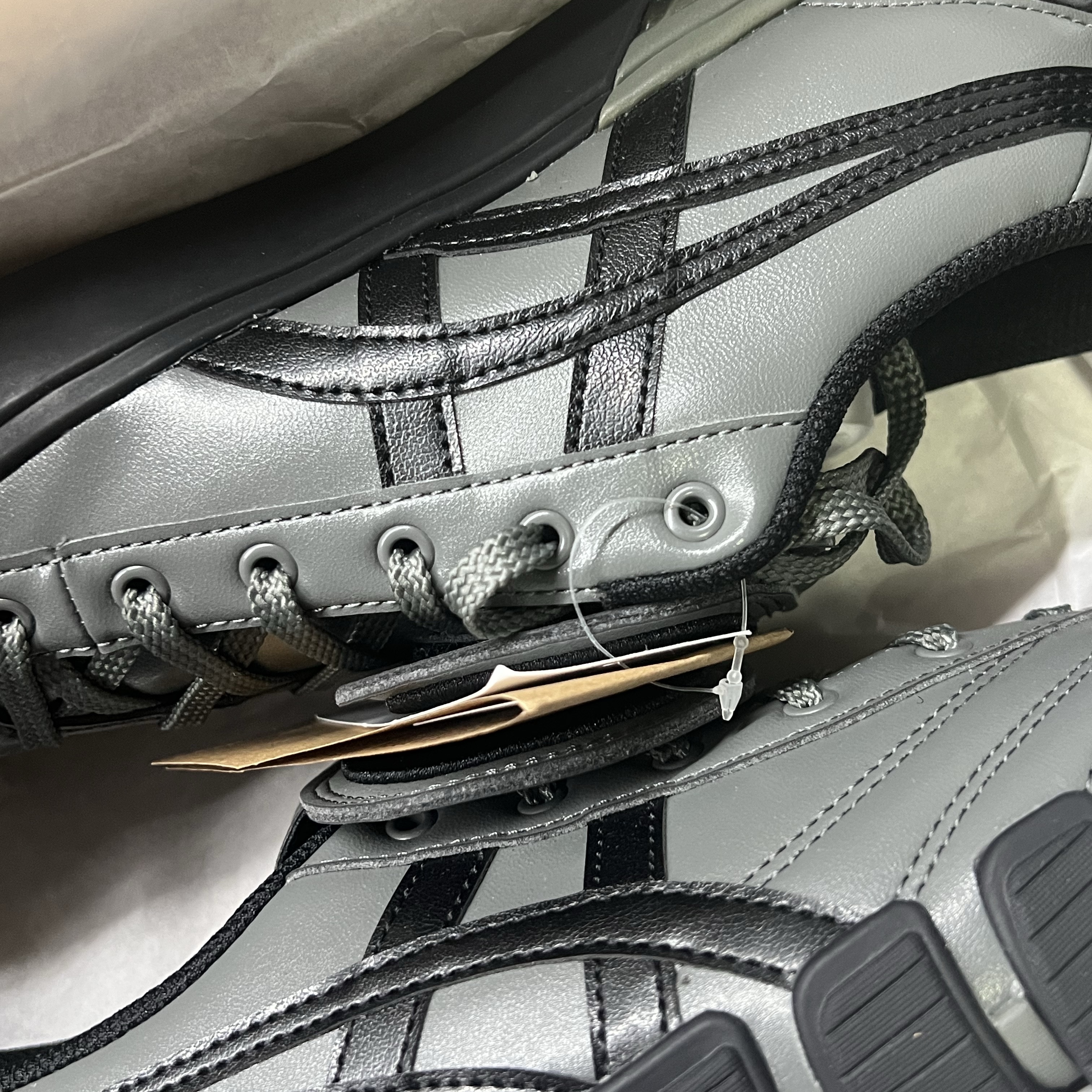 Asics x Otto 958 Gel-Flexkee 958 Gunmetal Black 착용 스타일