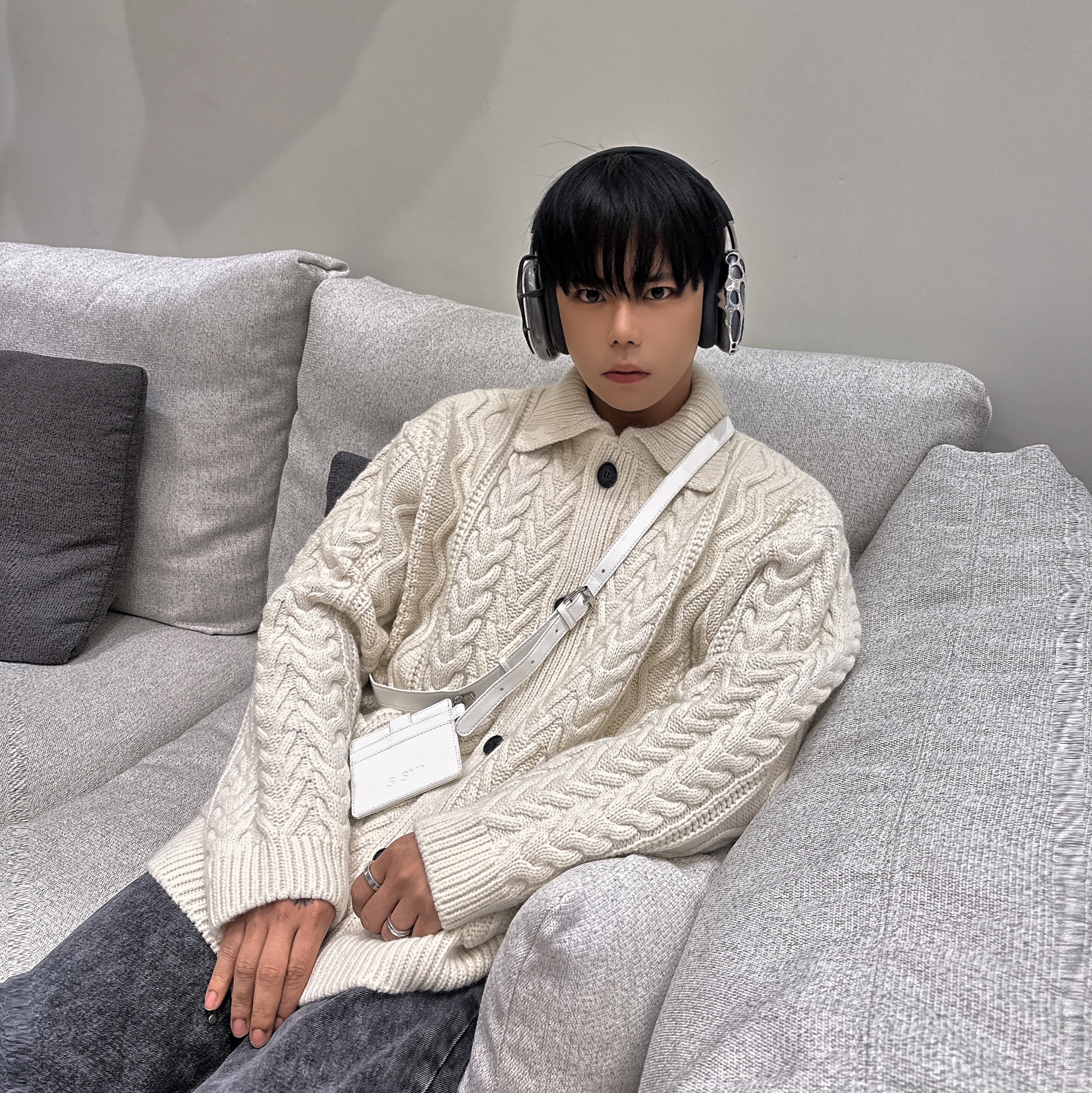Apple AirPods Max Lightning Space Gray (Korean Ver.), Test Artifact Era Max 001 Chrome 착용 스타일 - 1