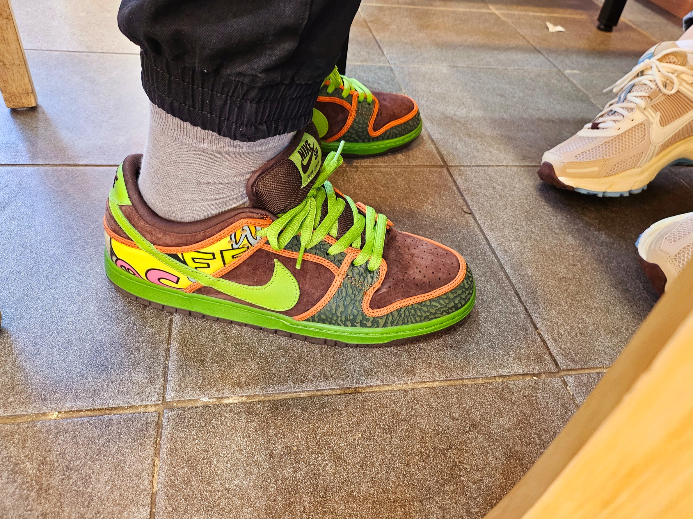 Nike Dunk SB Low De La Soul 2015 착용 스타일 - 1