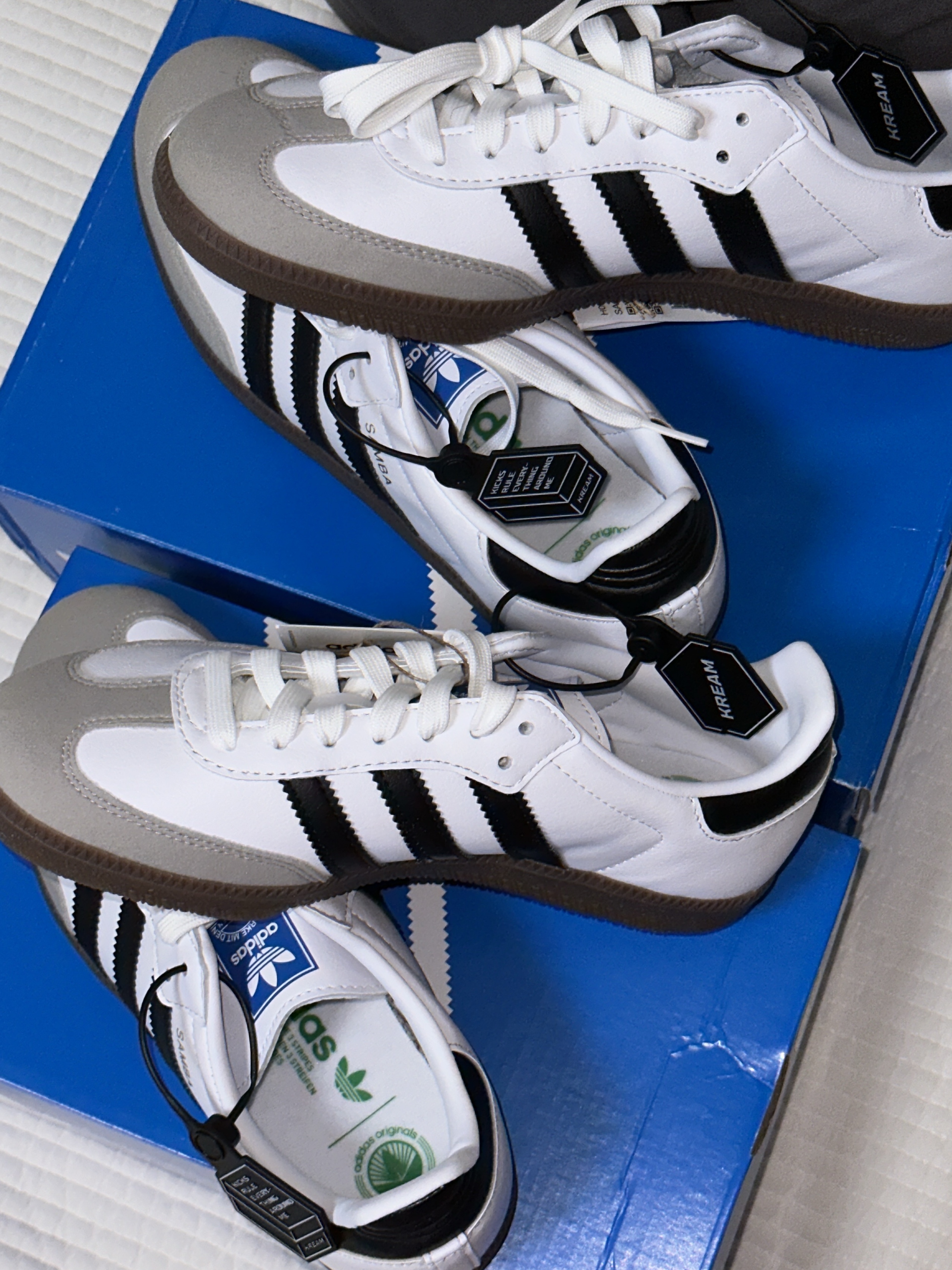 Adidas Samba Vegan White Black 착용 스타일