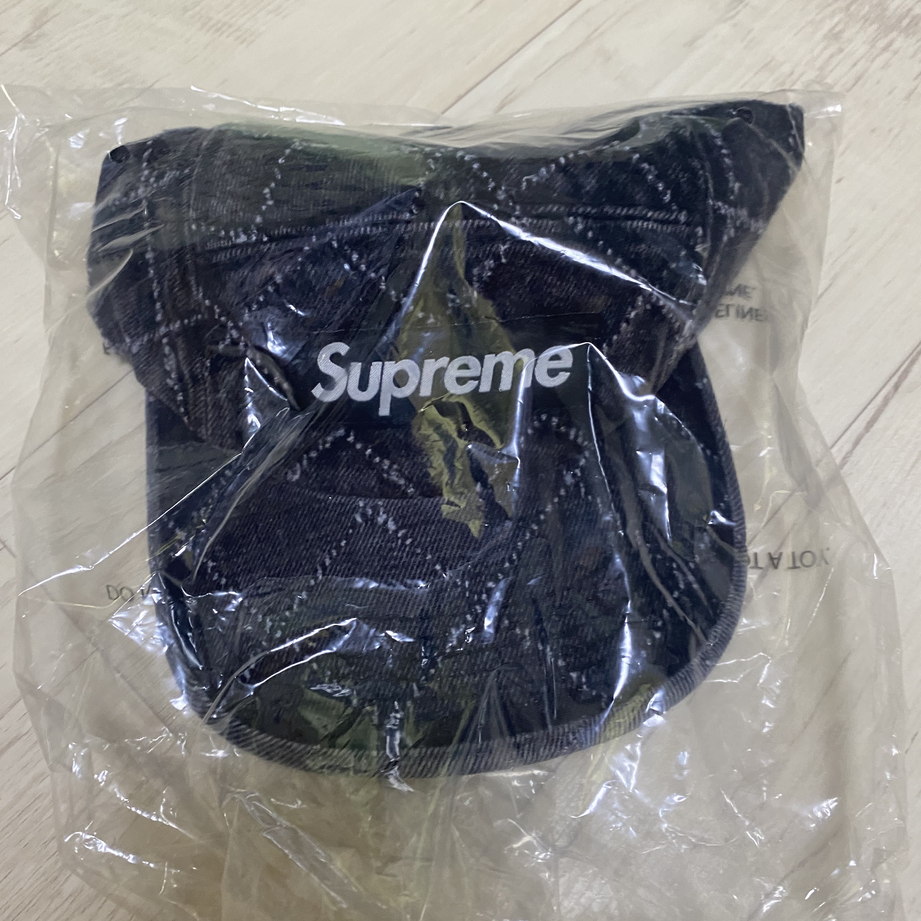 Supreme Punched Denim Camp Cap Black - 23FW 착용 스타일