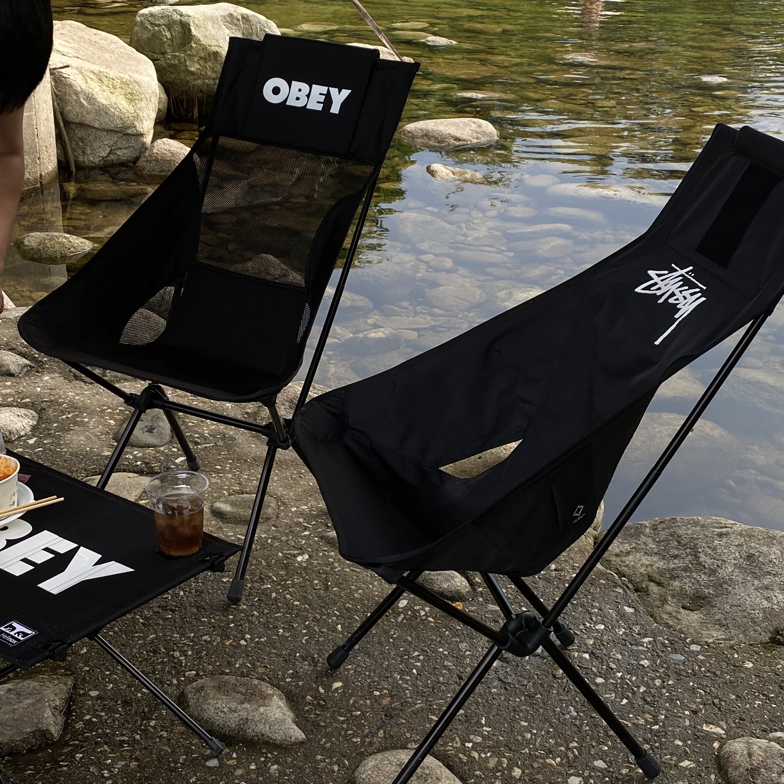 Helinox x Obey Sunset Chair Black, Helinox x Obey Table One Hard Top Black 착용 스타일