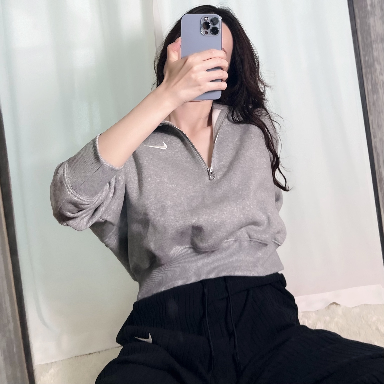 (W) Nike NSW Phoenix Fleece Oversized Crewneck Sweatshirt Dark Grey Heather - US/EU 착용 스타일 - 2
