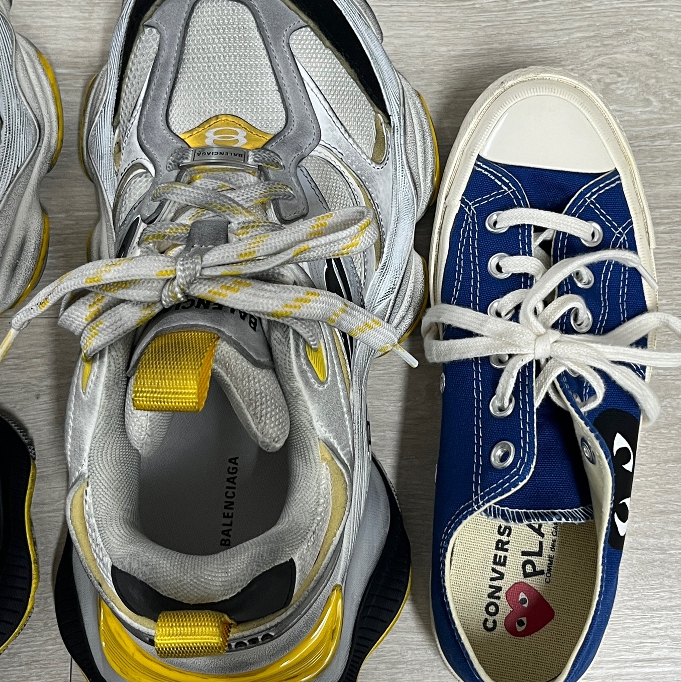 (W) Balenciaga Cargo Sneakers Grey Black Yellow, Balenciaga Cargo Sneakers Grey Black Yellow 착용 스타일 - 5