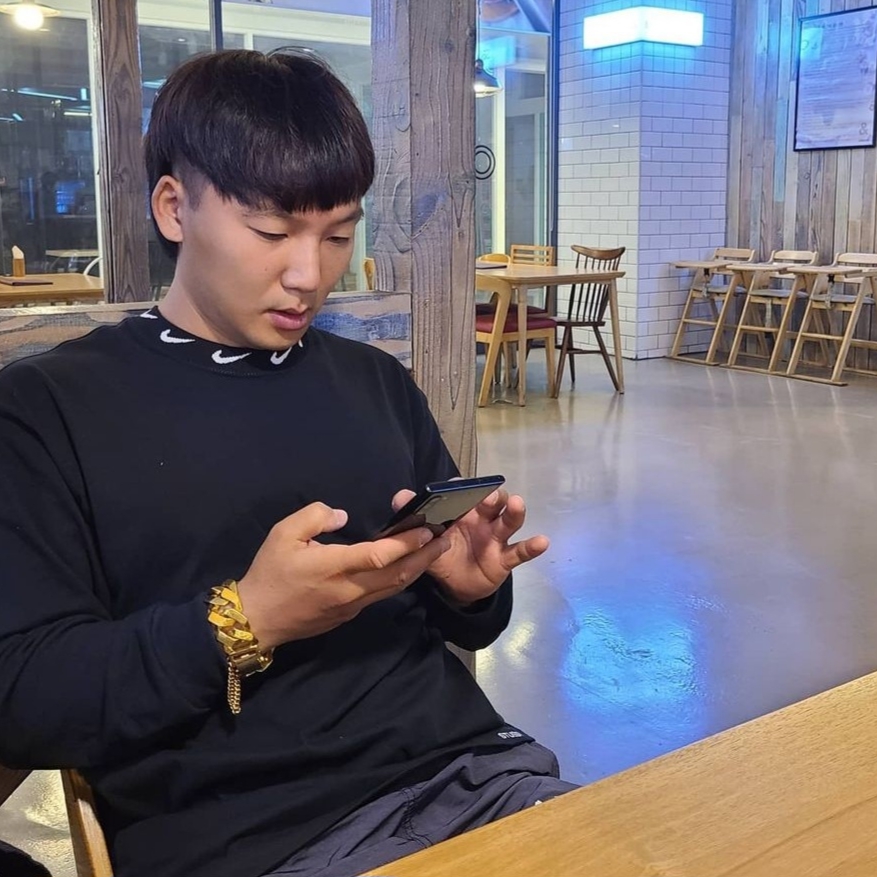 Nike x Stussy Windrunner Jacket Off Noir, Nike x Stussy Water Shorts Off Noir 착용 스타일 - 2