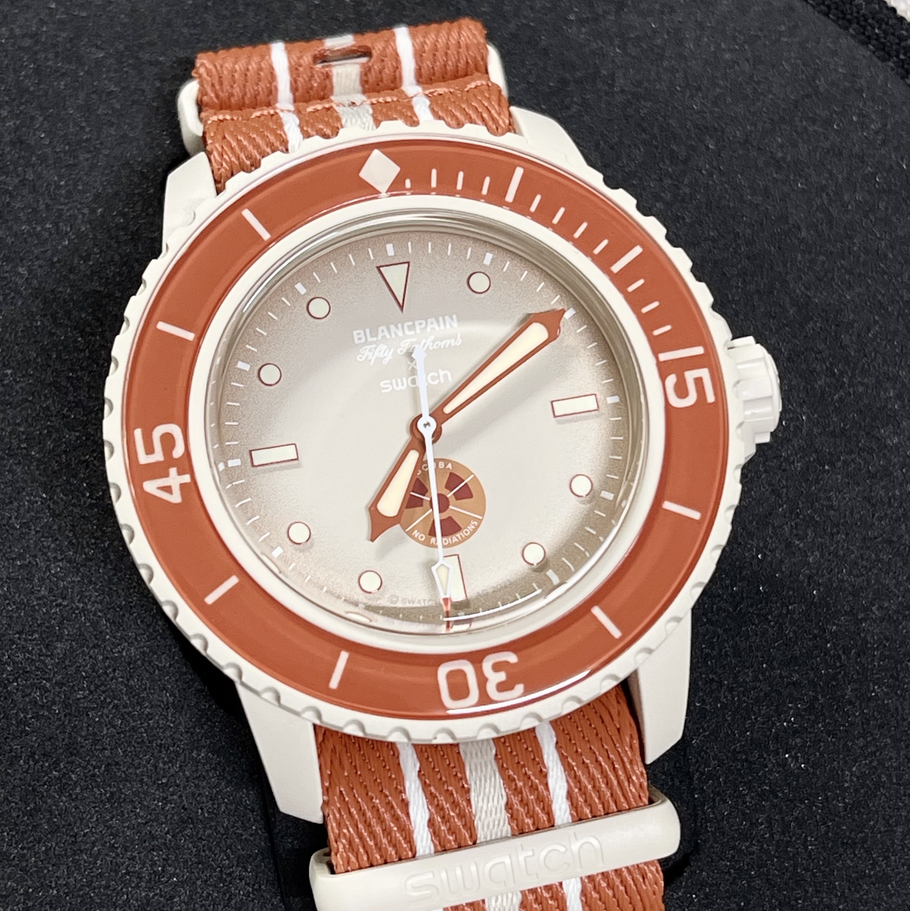 Swatch x Blancpain Bioceramic Arctic Ocean 착용 스타일 - 1