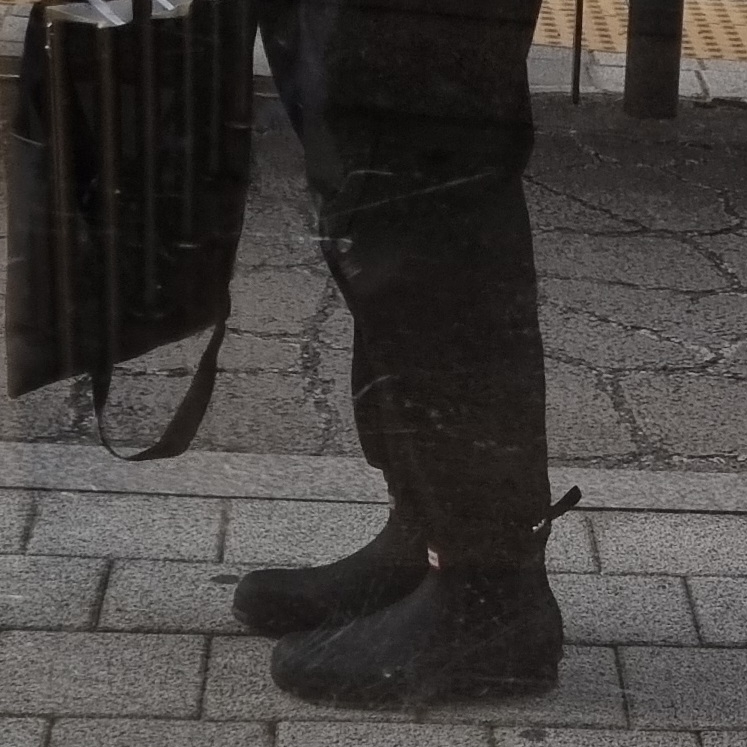 Hunter Original Chelsea Boots Black 착용 스타일