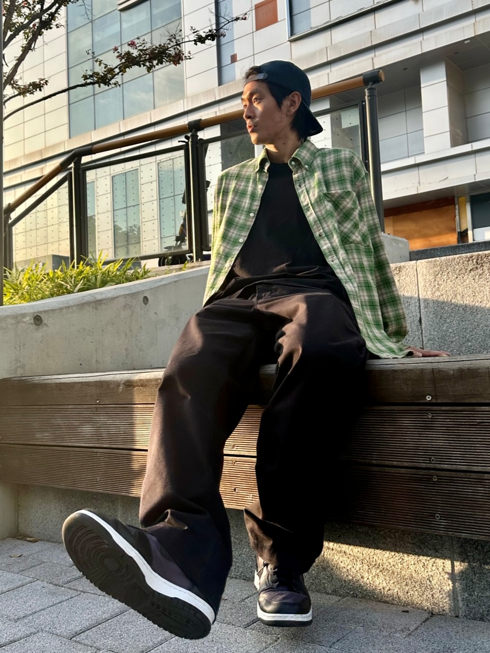 Nike x Fragment Dunk High Black 착용 스타일 - 2