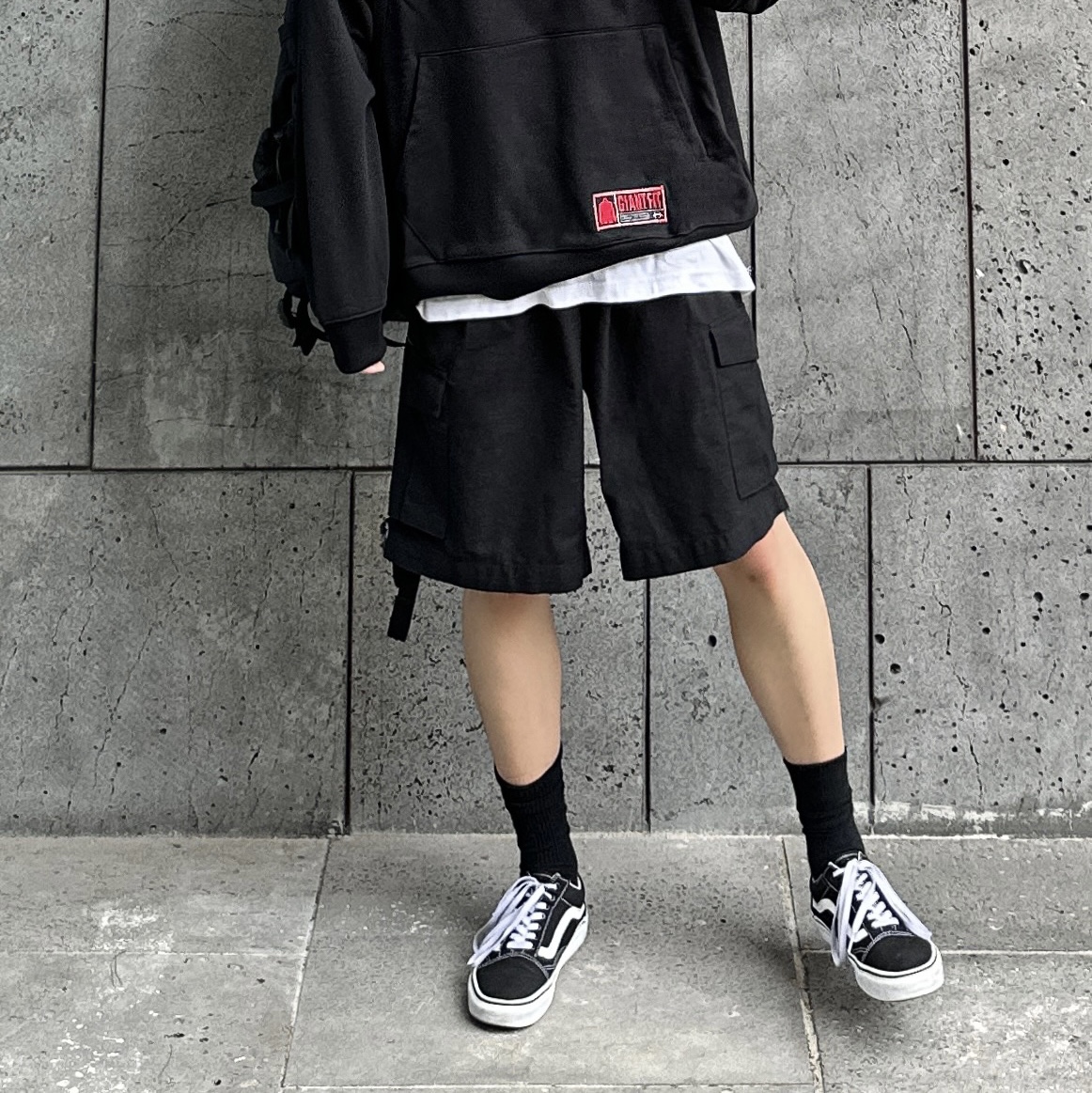Vans ComfyCush Old Skool Black True white 착용 스타일 - 2