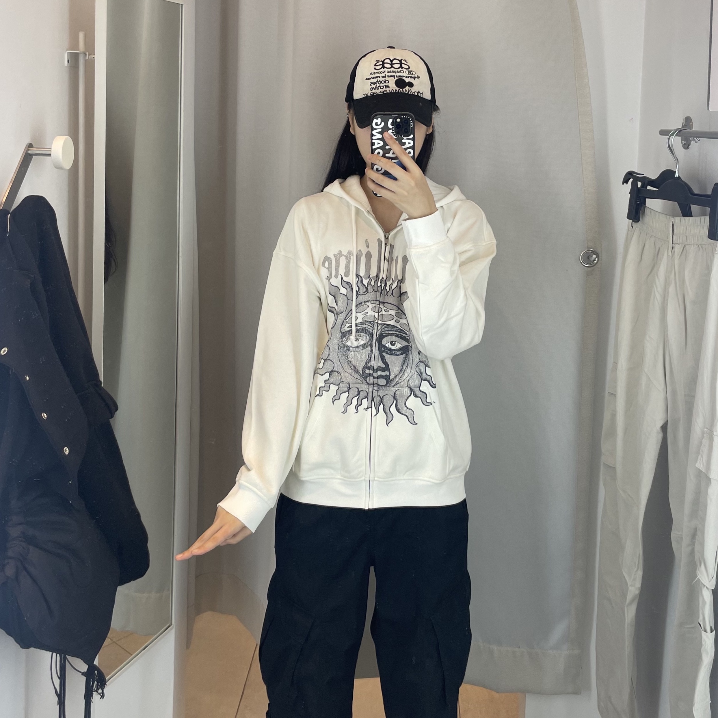 Aeae Web Logo Mesh Cap Black 착용 스타일 - 1