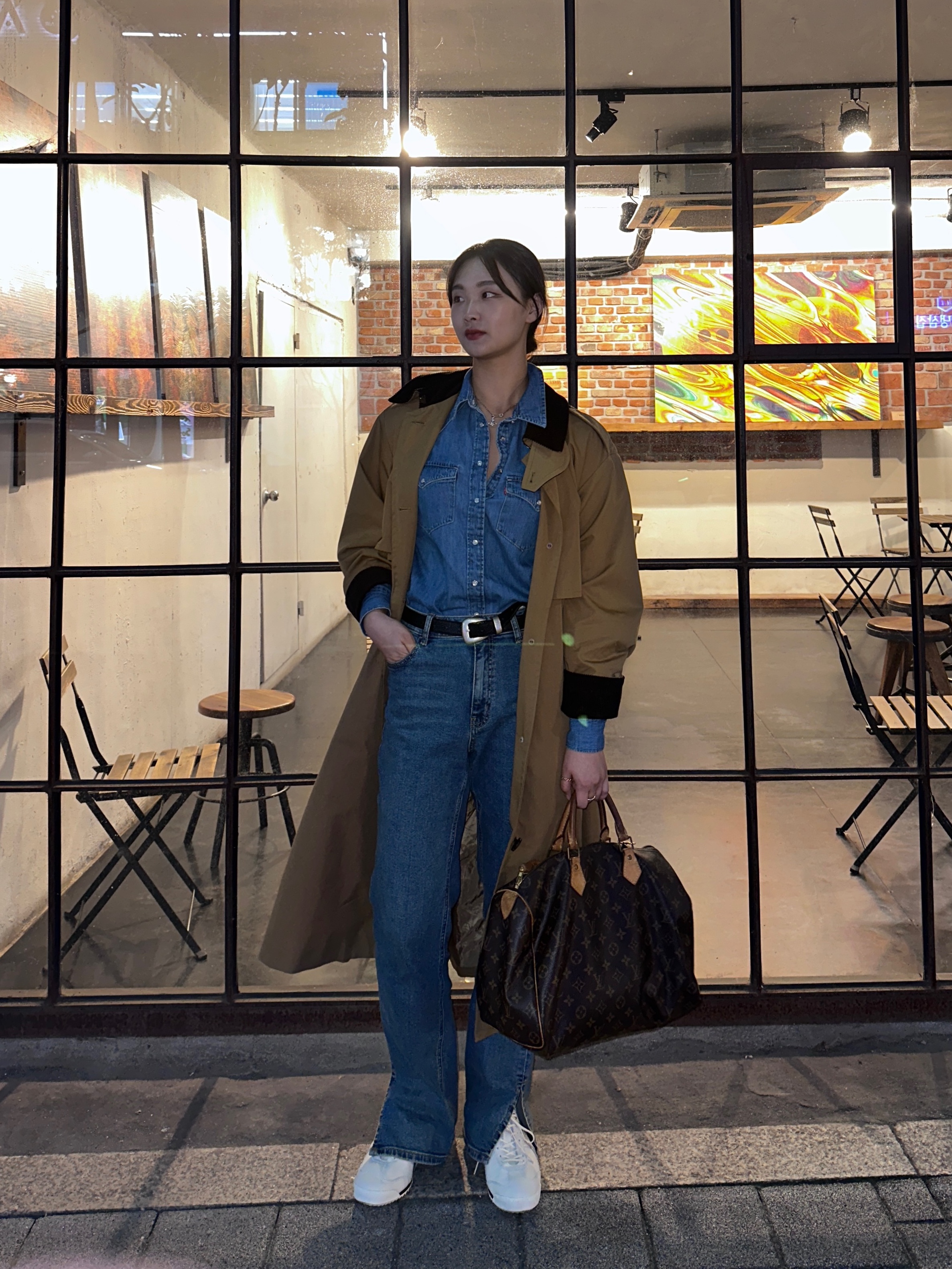 Onitsuka Tiger Mexico 66 SD Birch Silver, Levi's Women Essential Western Shirt Medium Indigo 착용 스타일 - 1