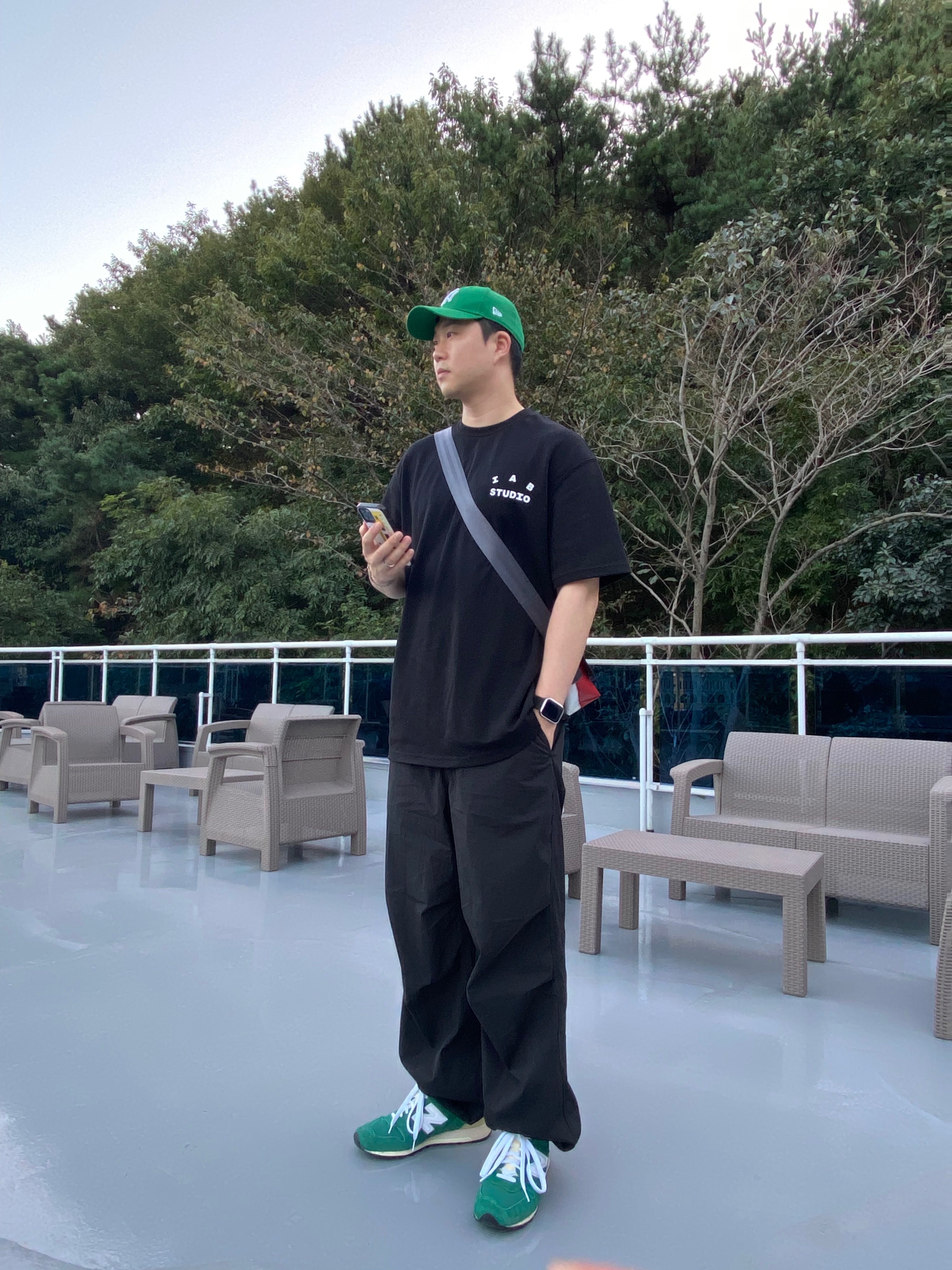 New Balance x Aime Leon Dore 1300 Botanical Green, IAB Studio 10th Anniversary T-Shirts Pack White & Black (2 Pack) 착용 스타일