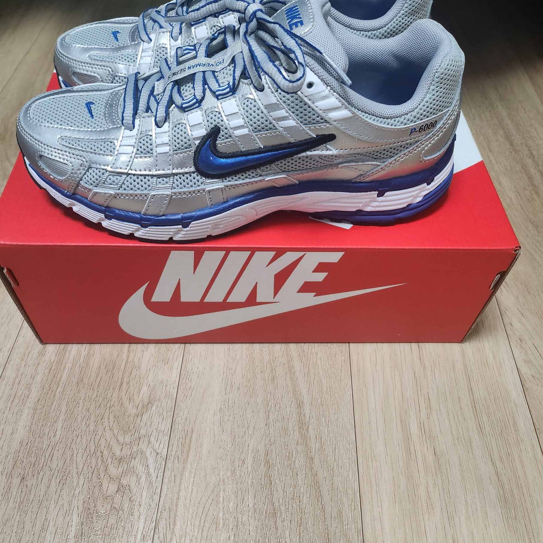 (W) Nike P-6000 Laser Blue 착용 스타일 - 2