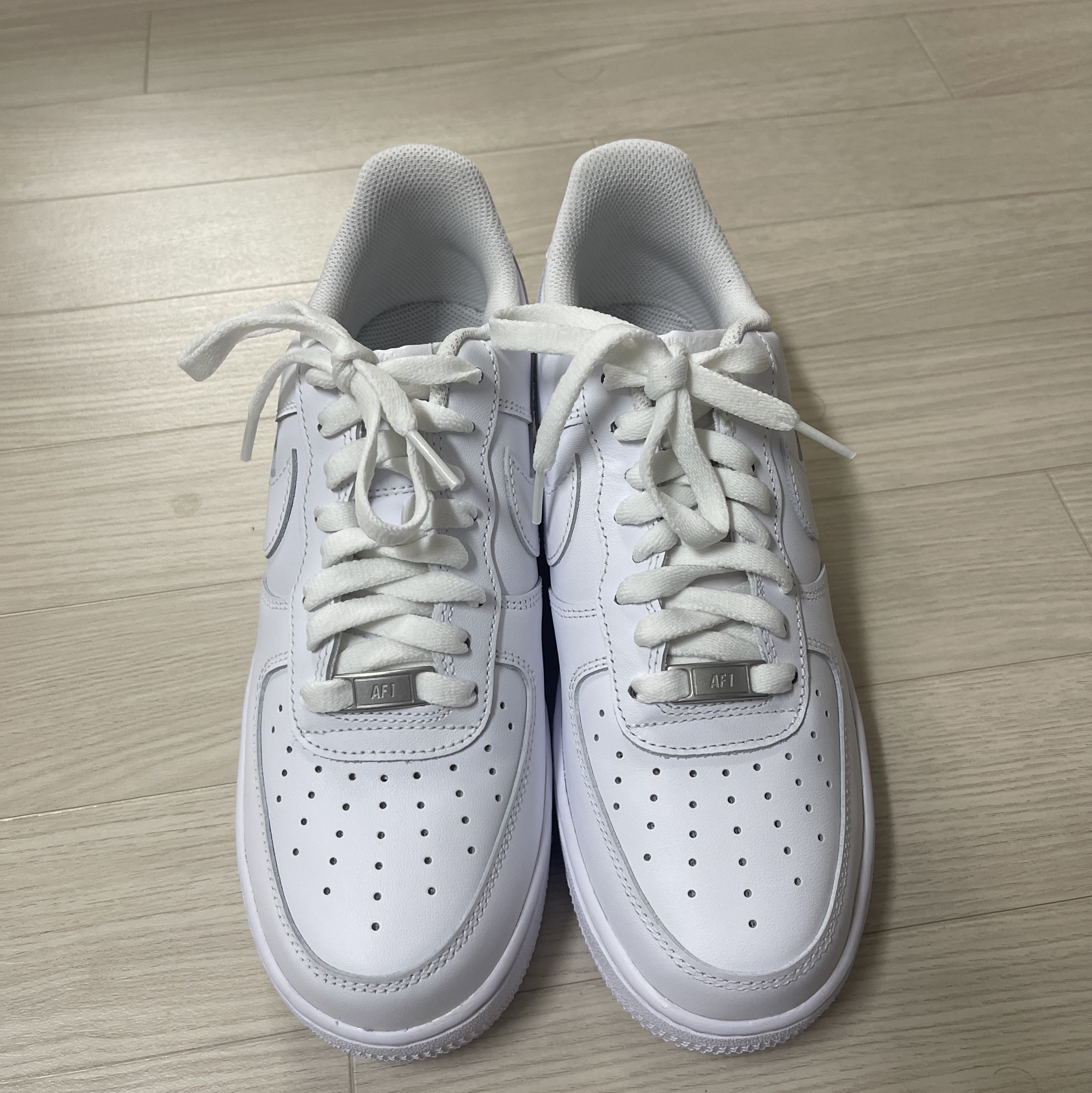 Nike Air Force 1 '07 Low White 착용 스타일 - 1