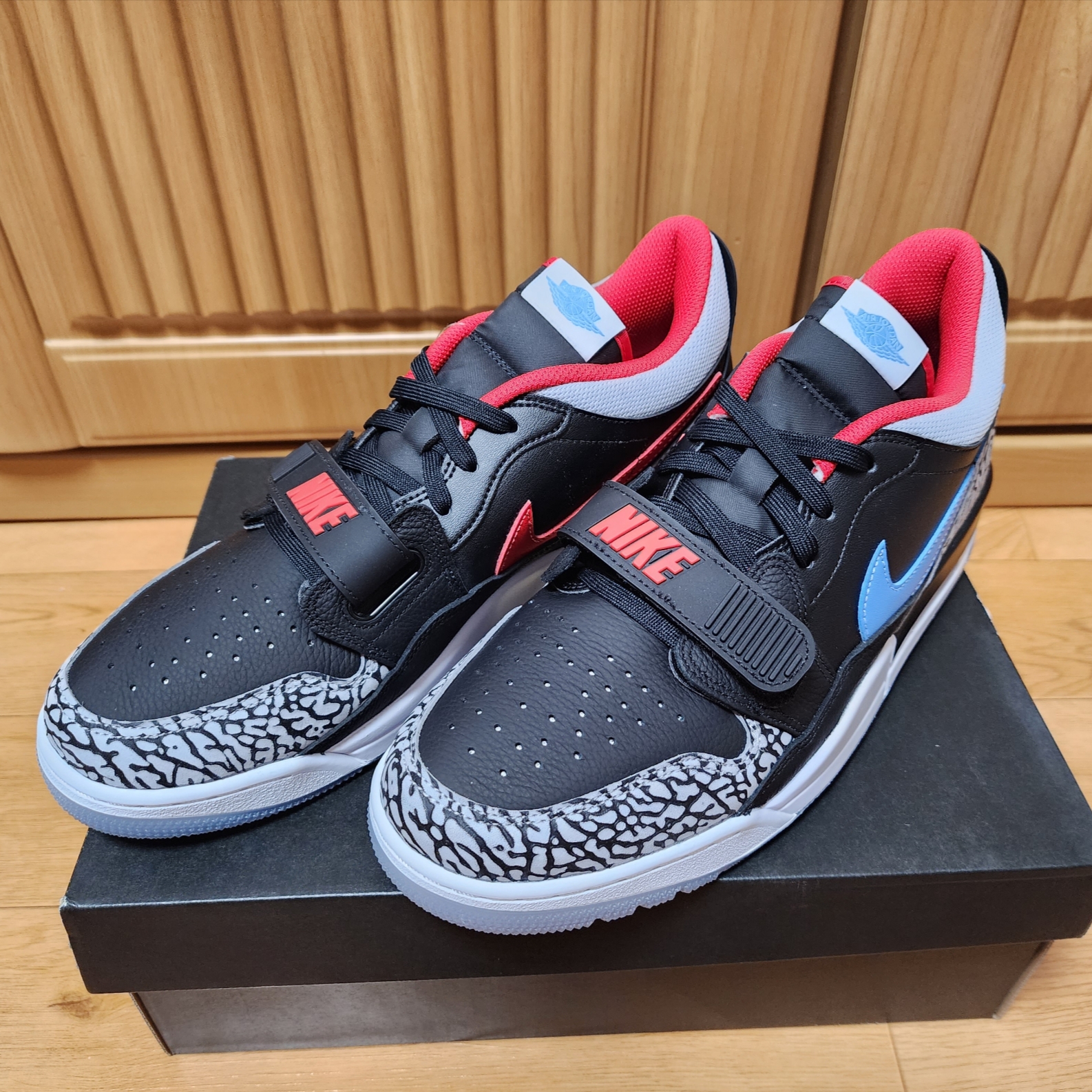 Jordan Legacy 312 Low Chicago Flag 착용 스타일
