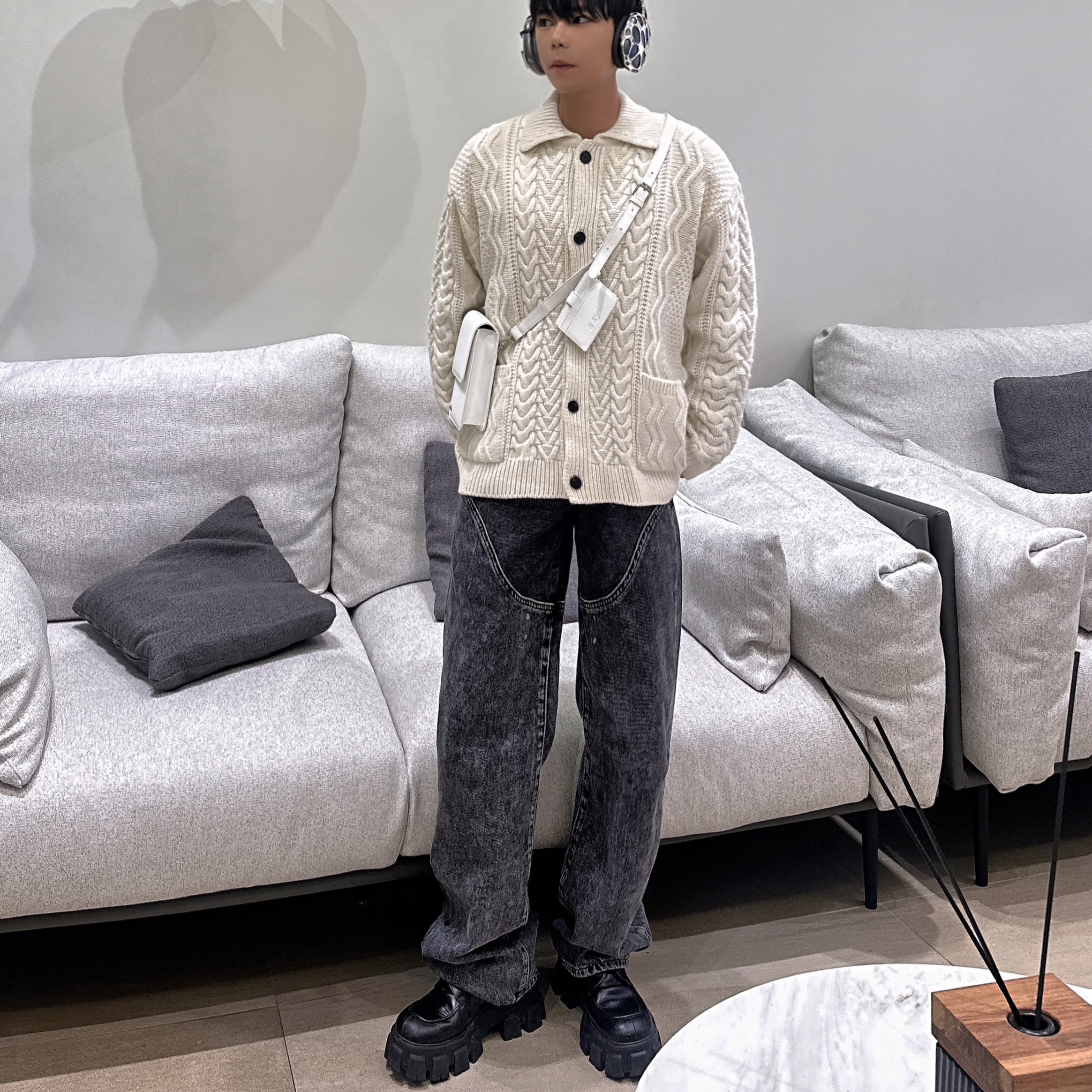 Apple AirPods Max Lightning Space Gray (Korean Ver.), Test Artifact Era Max 001 Chrome 착용 스타일 - 4