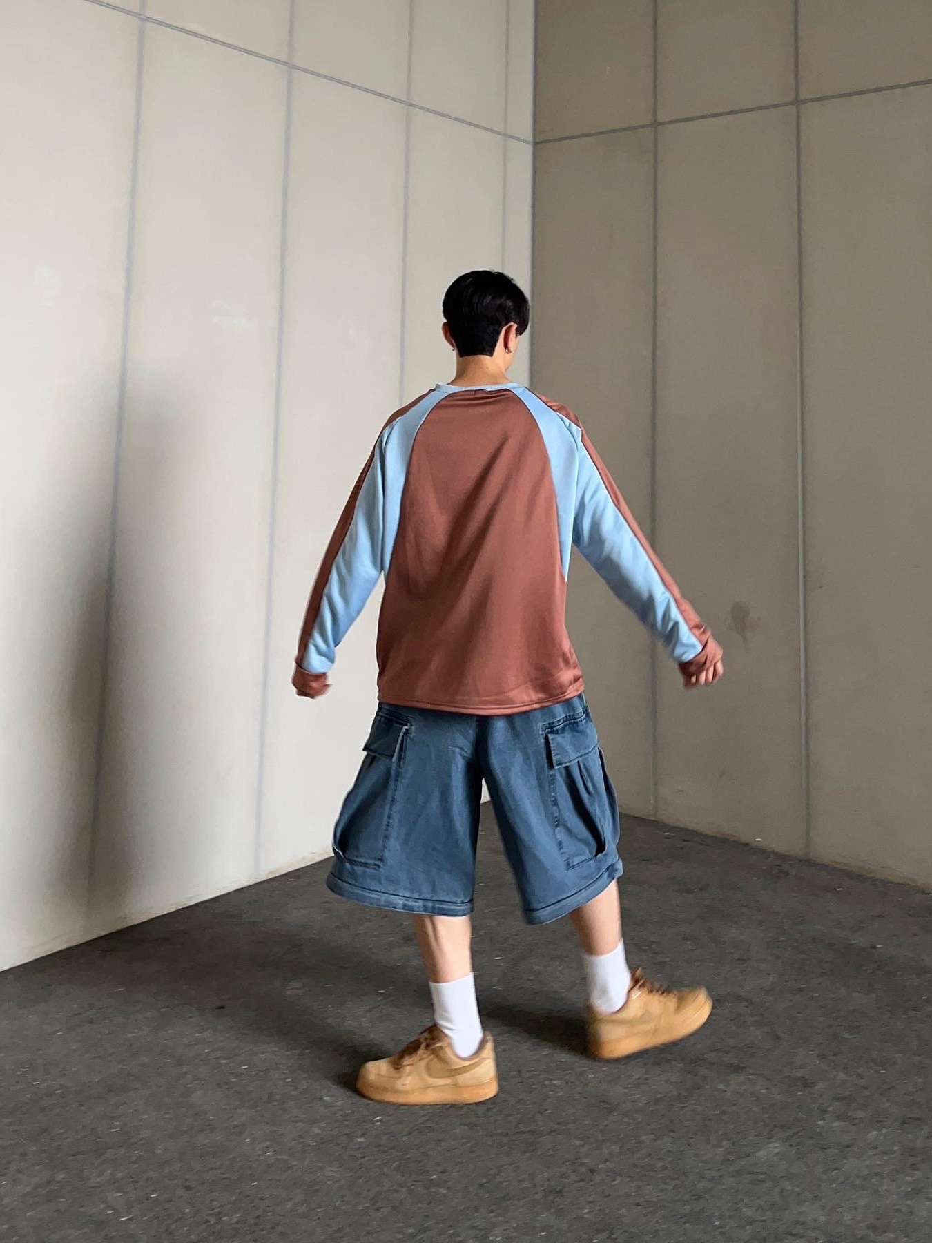 Nike Air Force 1 '07 WB Flax 착용 스타일 - 2