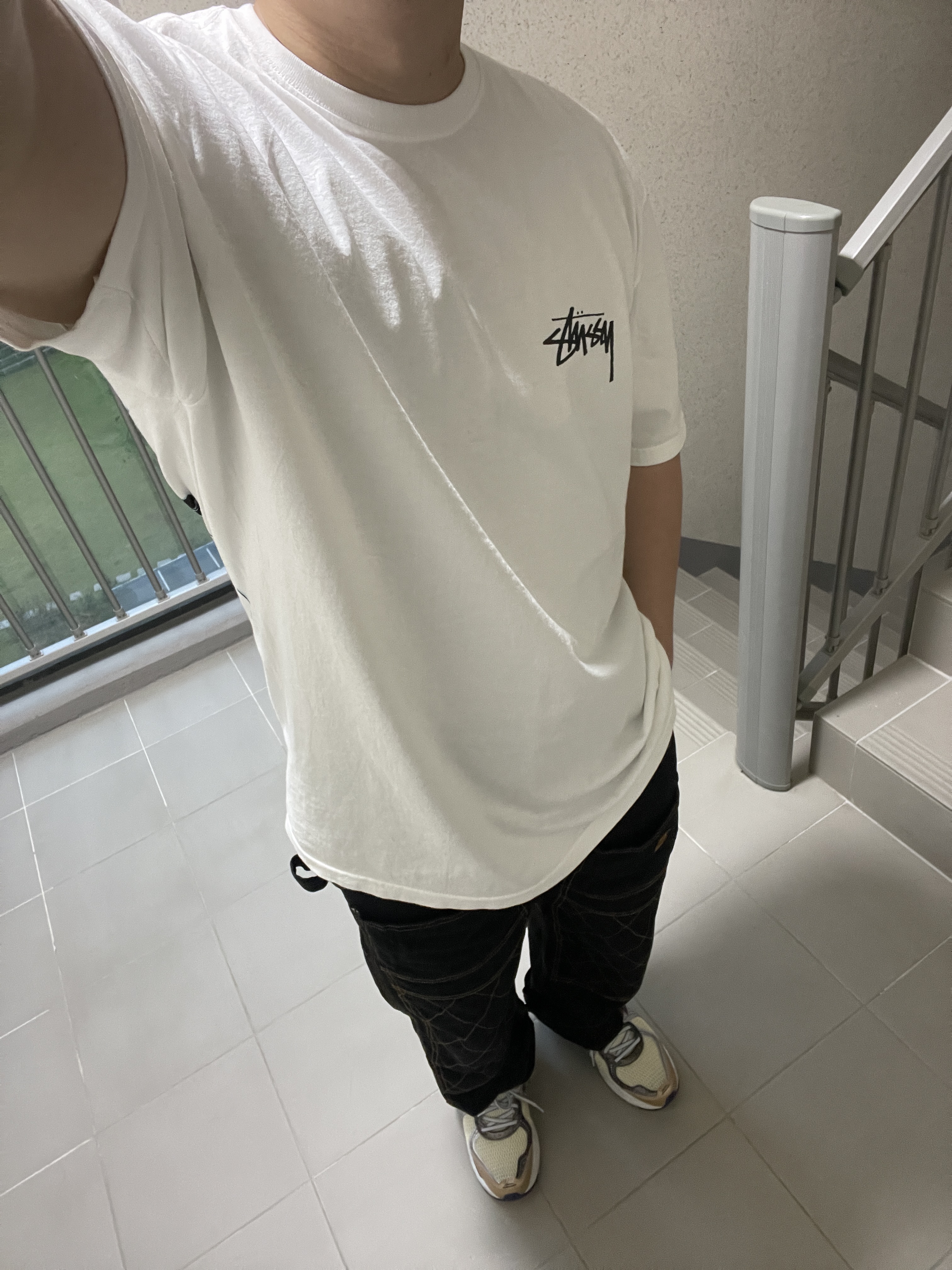 New Balance x Aime Leon Dore 860v2 Blue, Stussy Shattered T-Shirt White 착용 스타일 - 4