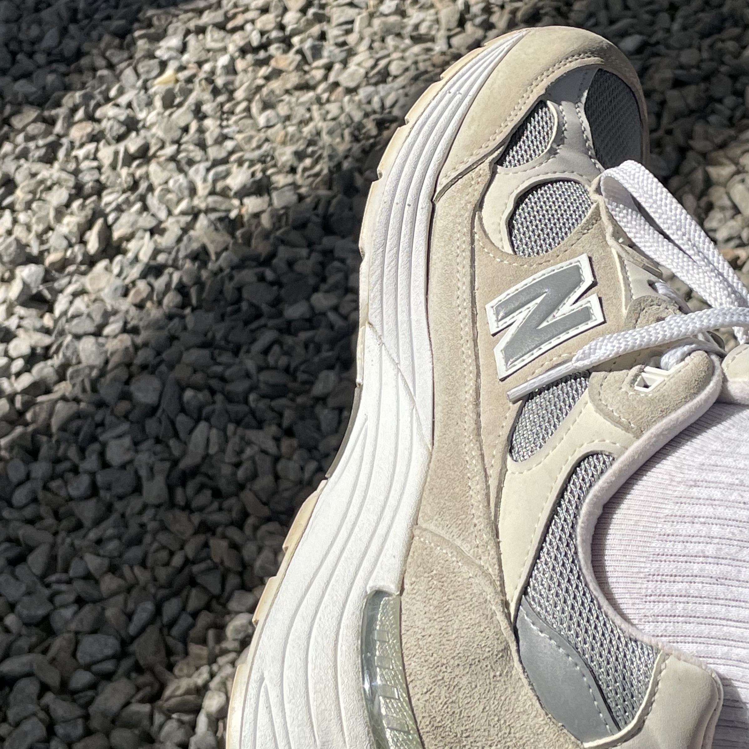 New Balance 992 Made in USA White Silver 착용 스타일