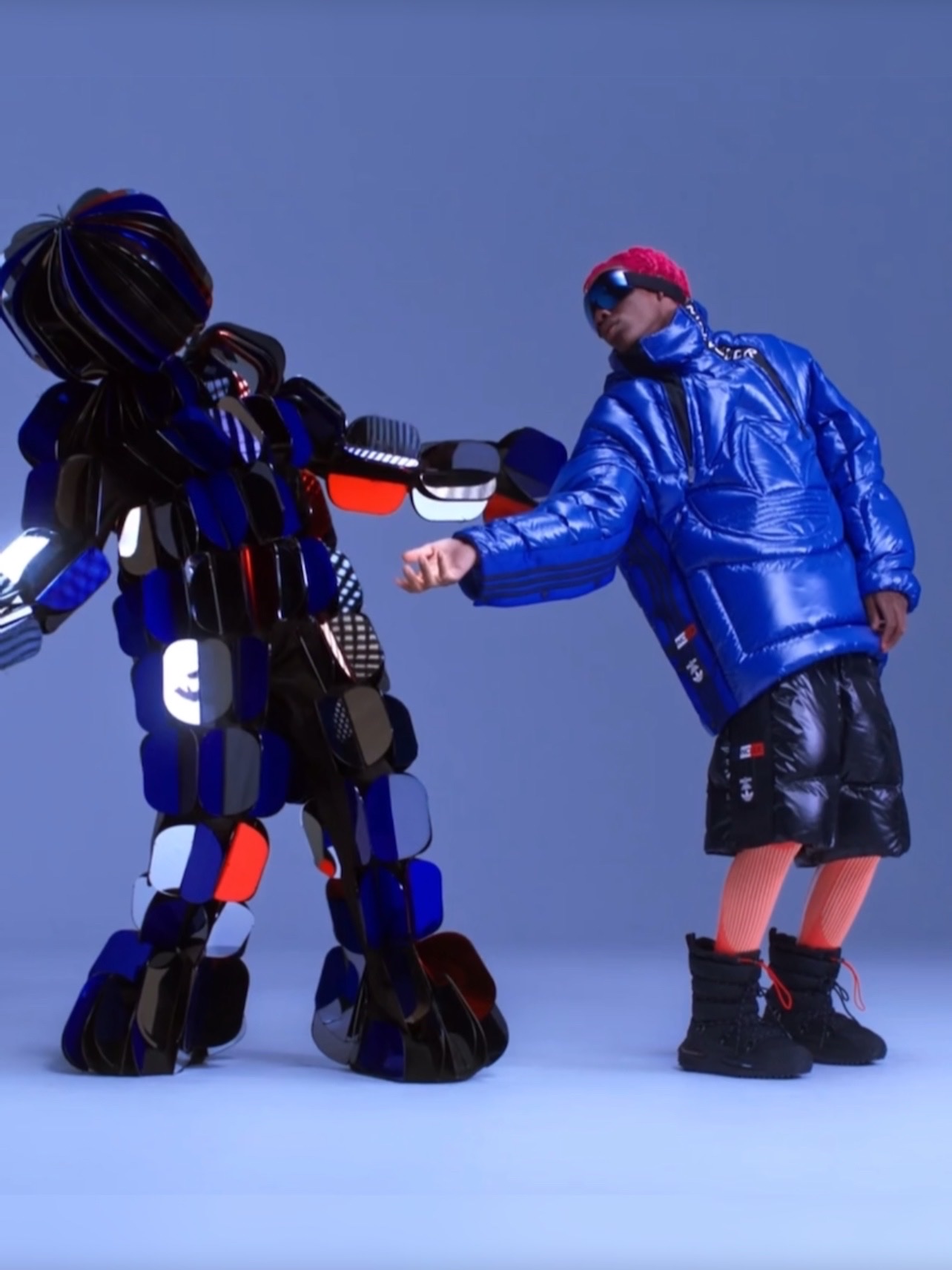 Jordan x SoleFly LS Slide SP Black and Sport Red, Moncler x Adidas Chambery Short Down Jacket Blue - 23FW 착용 스타일 - 6