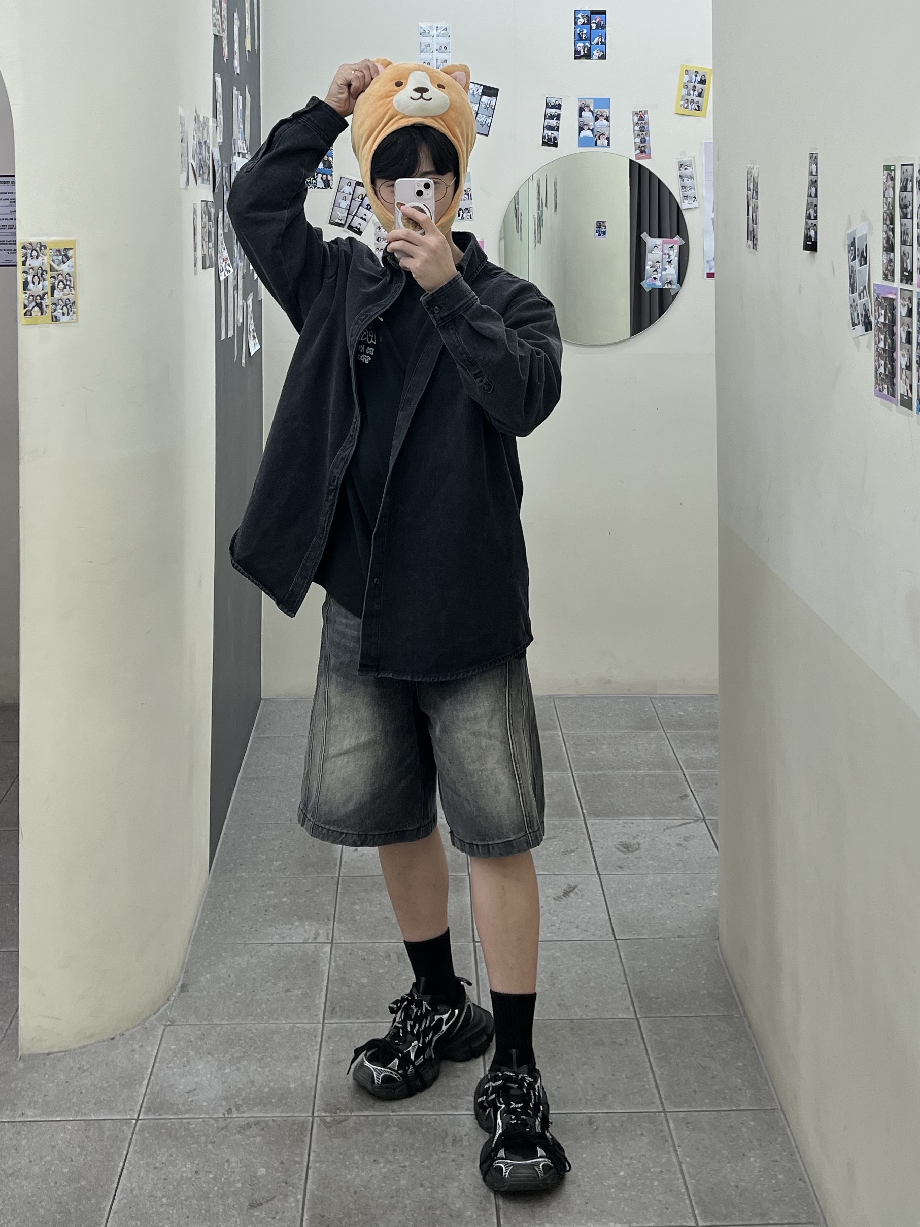 Stussy x Our Legacy Surfman T-Shirt Black - 21SS, Balenciaga 3XL Sneakers Black White 착용 스타일