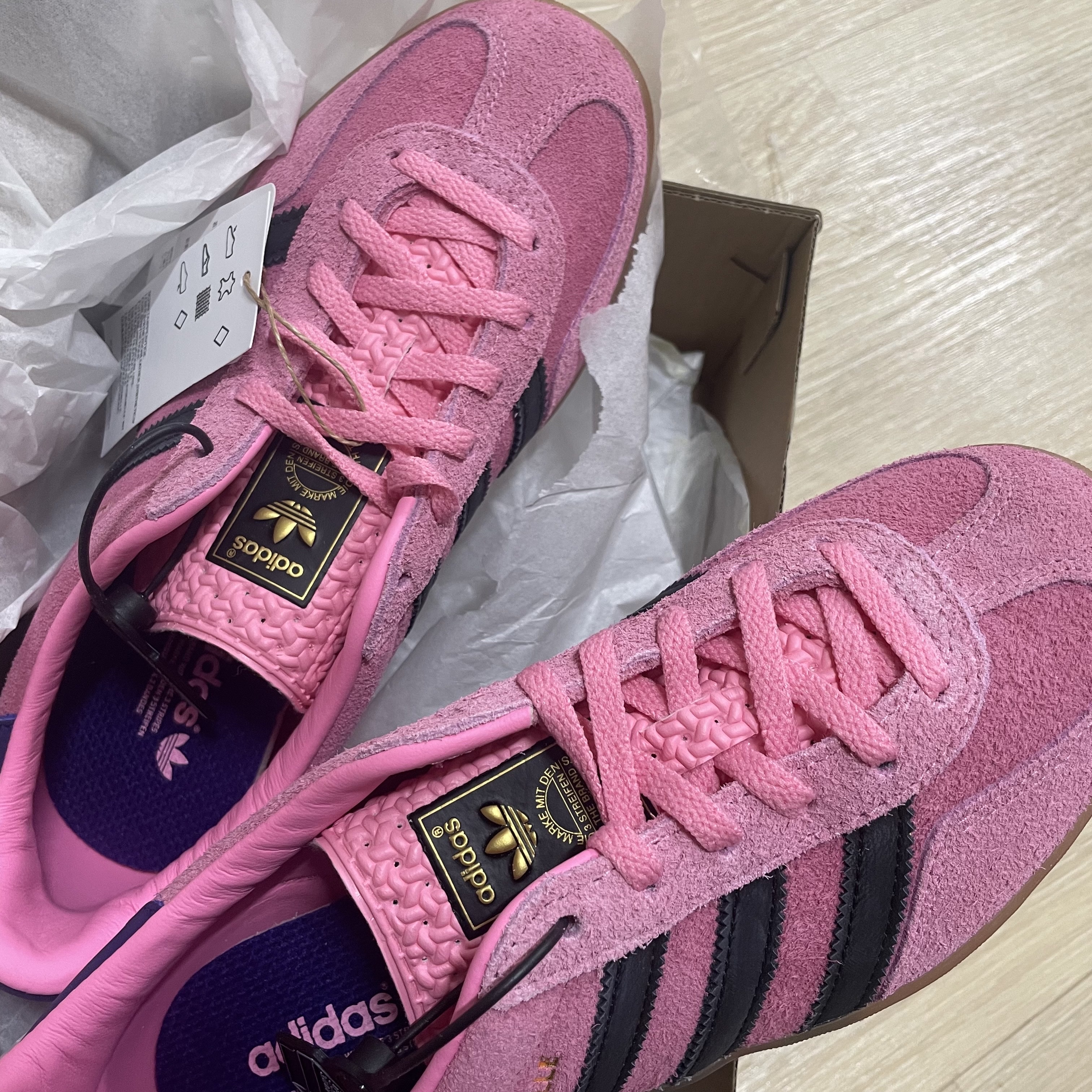 (W) Adidas Gazelle Indoor Bliss Pink 착용 스타일
