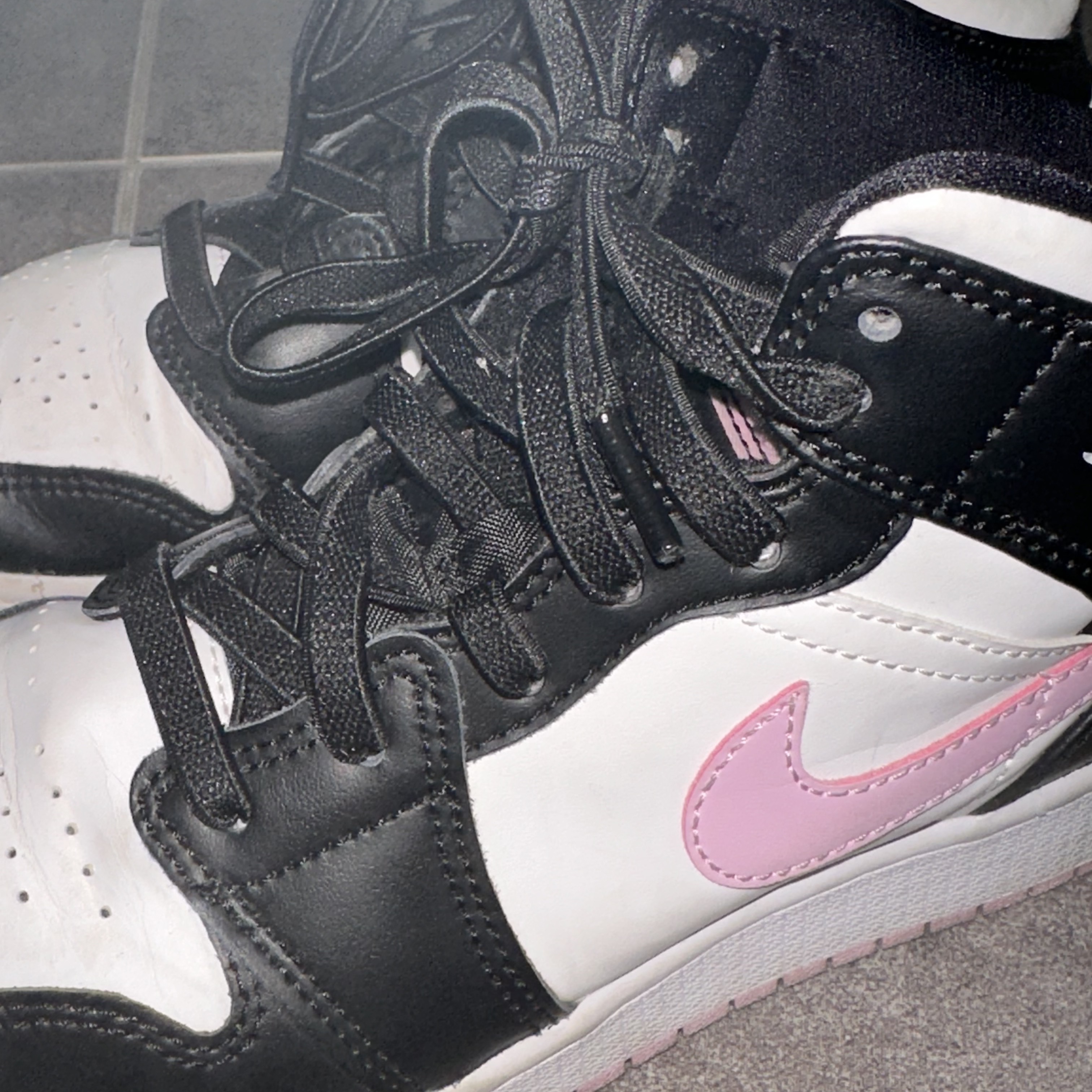 (GS) Jordan 1 Mid Light Arctic Pink 착용 스타일