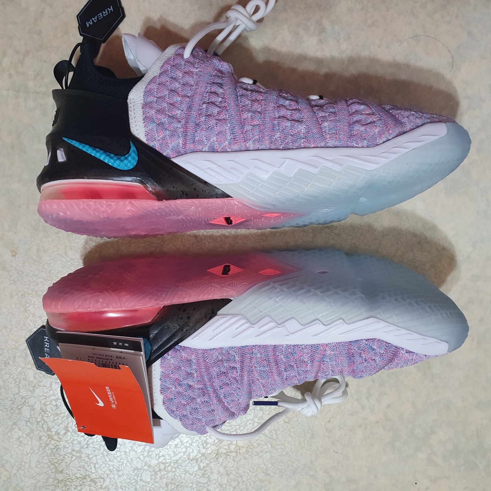 (GS) Nike LeBron 18 Multi-Color 착용 스타일 - 3