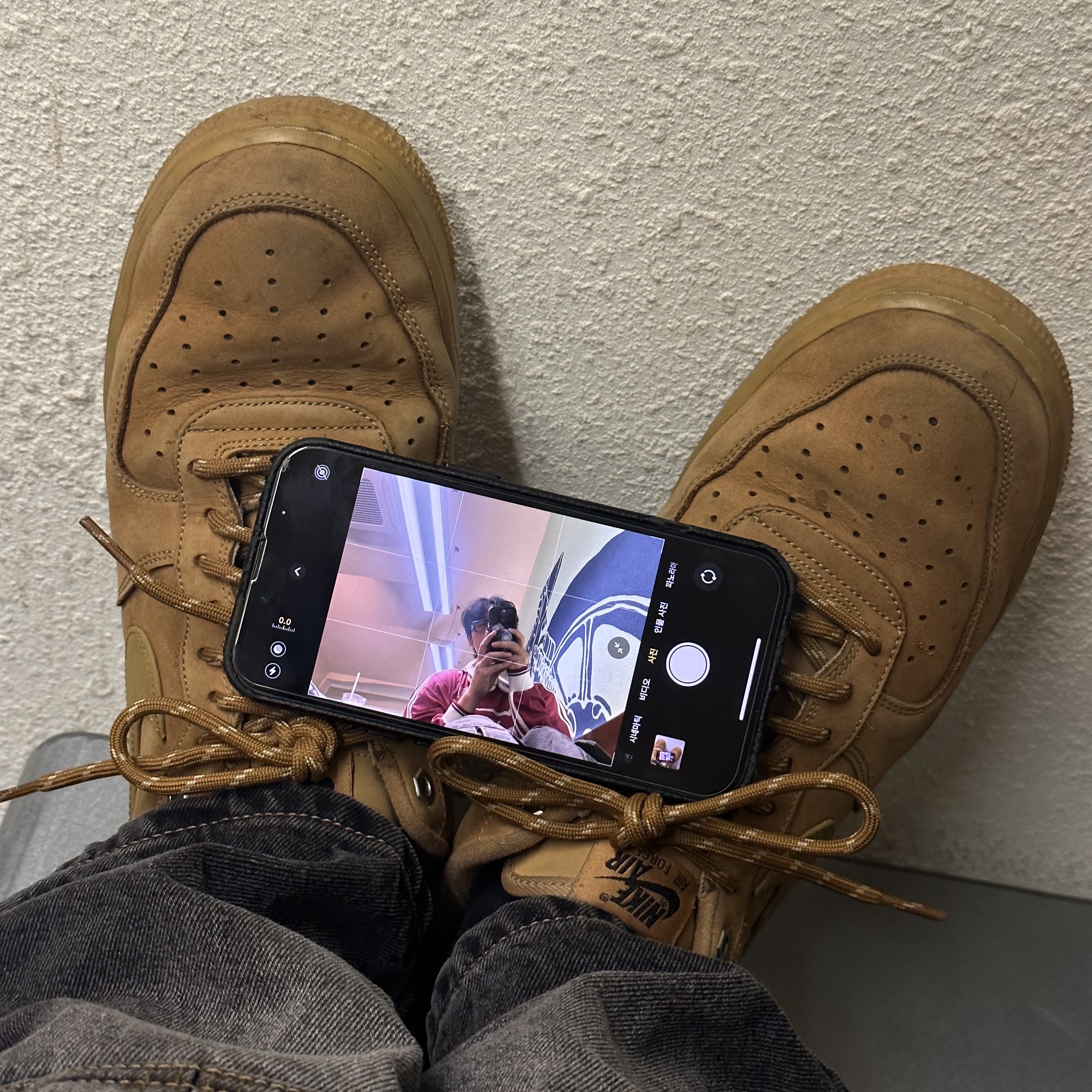 Nike Air Force 1 '07 WB Flax 착용 스타일 - 2