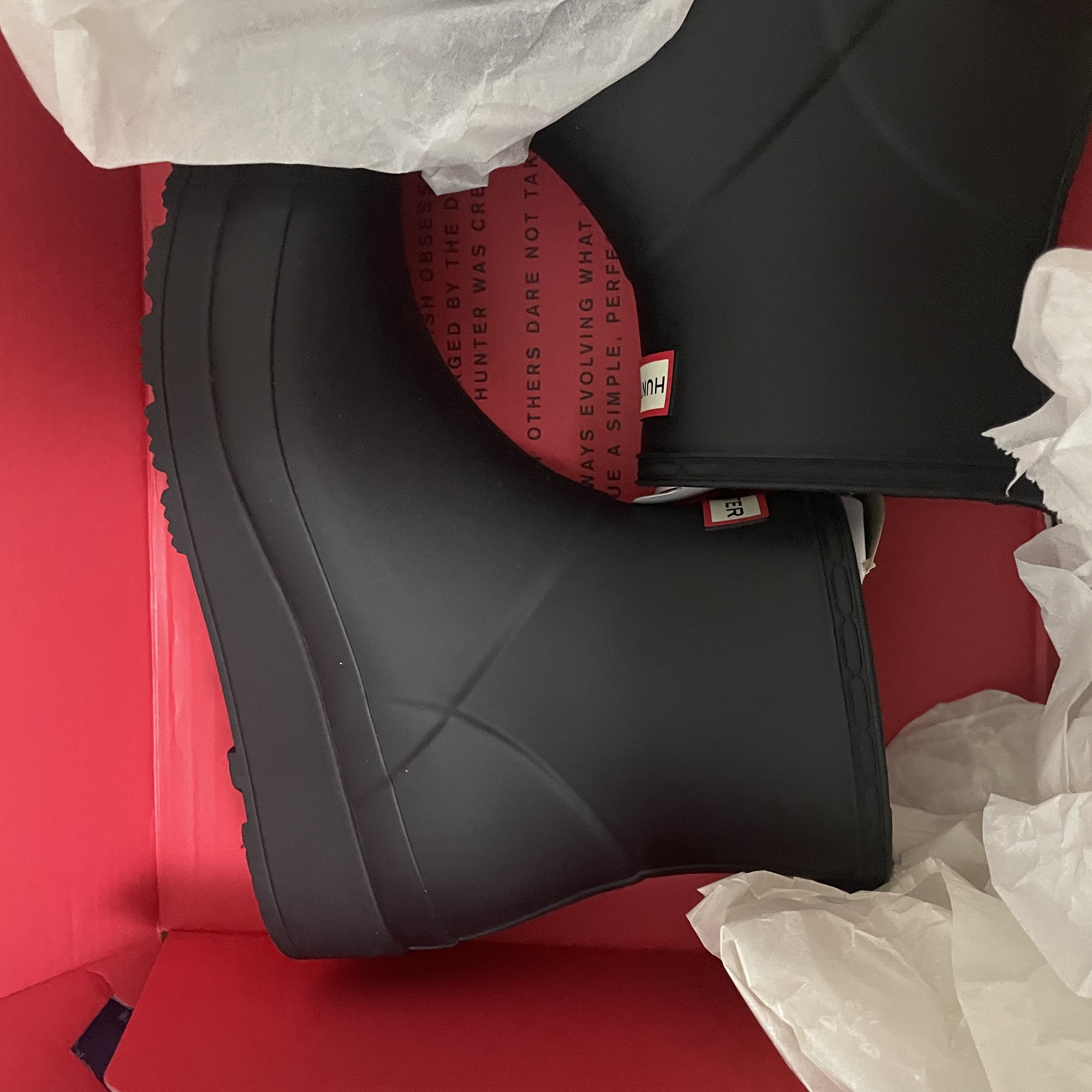 (W) Hunter Play Short Rain Boots Black 착용 스타일