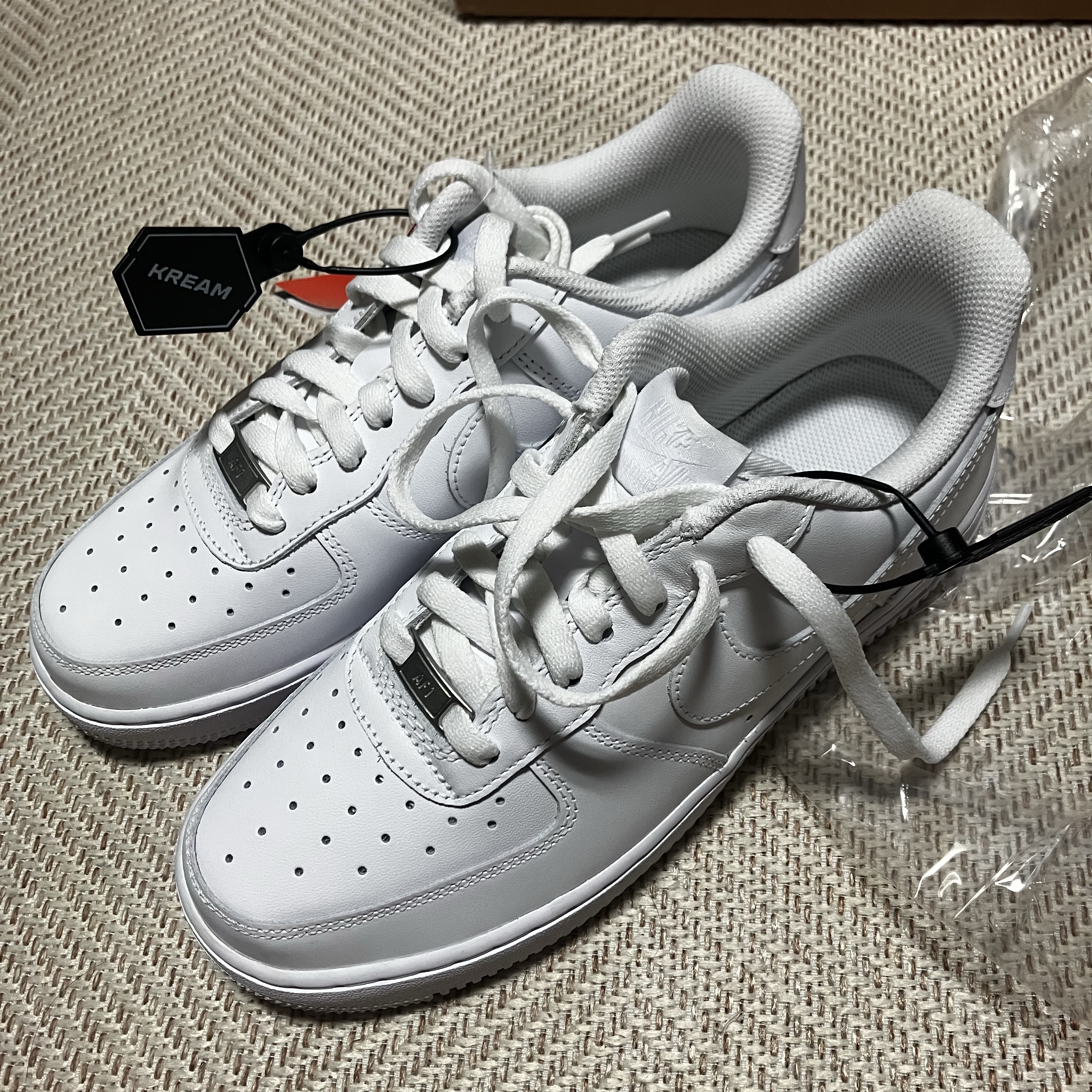 Nike Air Force 1 '07 Low White 착용 스타일