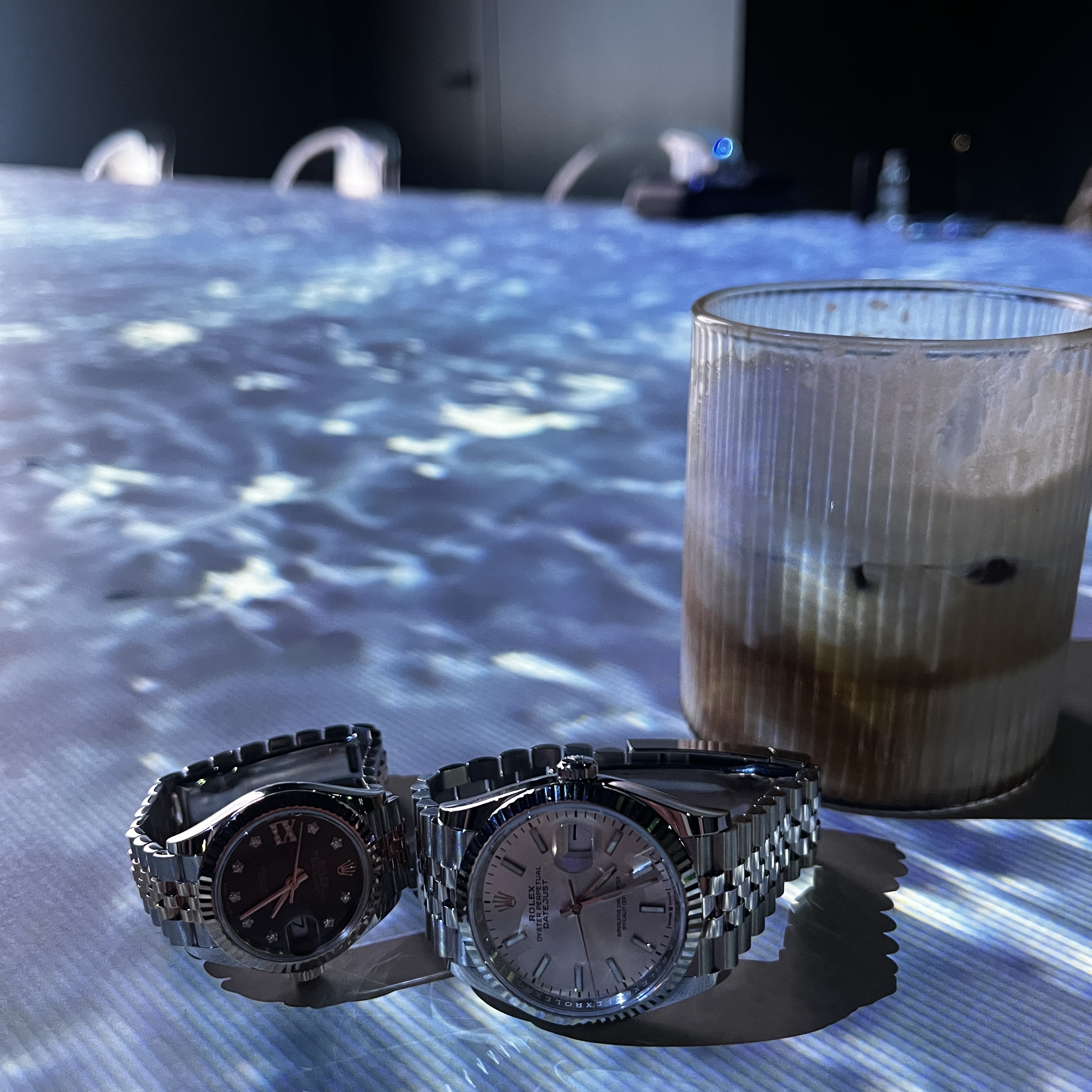 Rolex Datejust 36mm 126234 Silver Jubilee, Rolex Lady-Datejust 28mm 279171 Chocolate Roman Diamond-Set Jubilee 착용 스타일 - 2