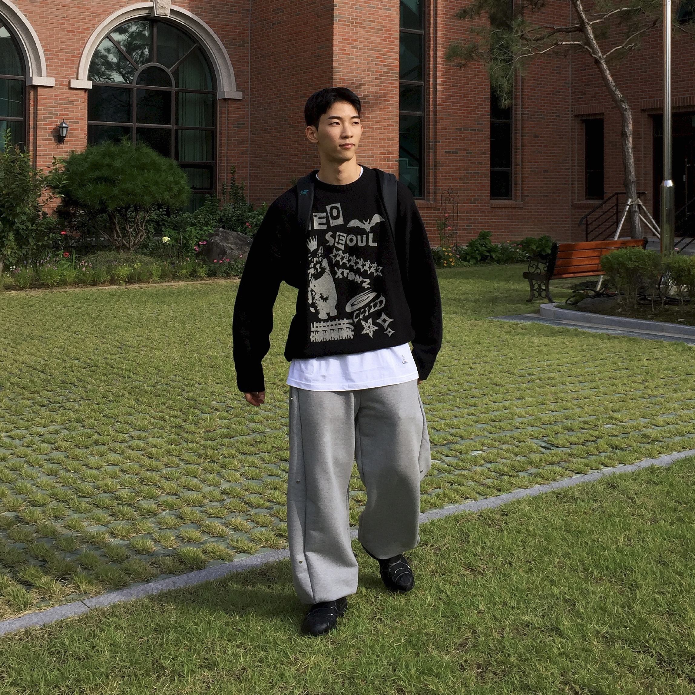 Nike Air Kukini Triple Black 착용 스타일 - 1