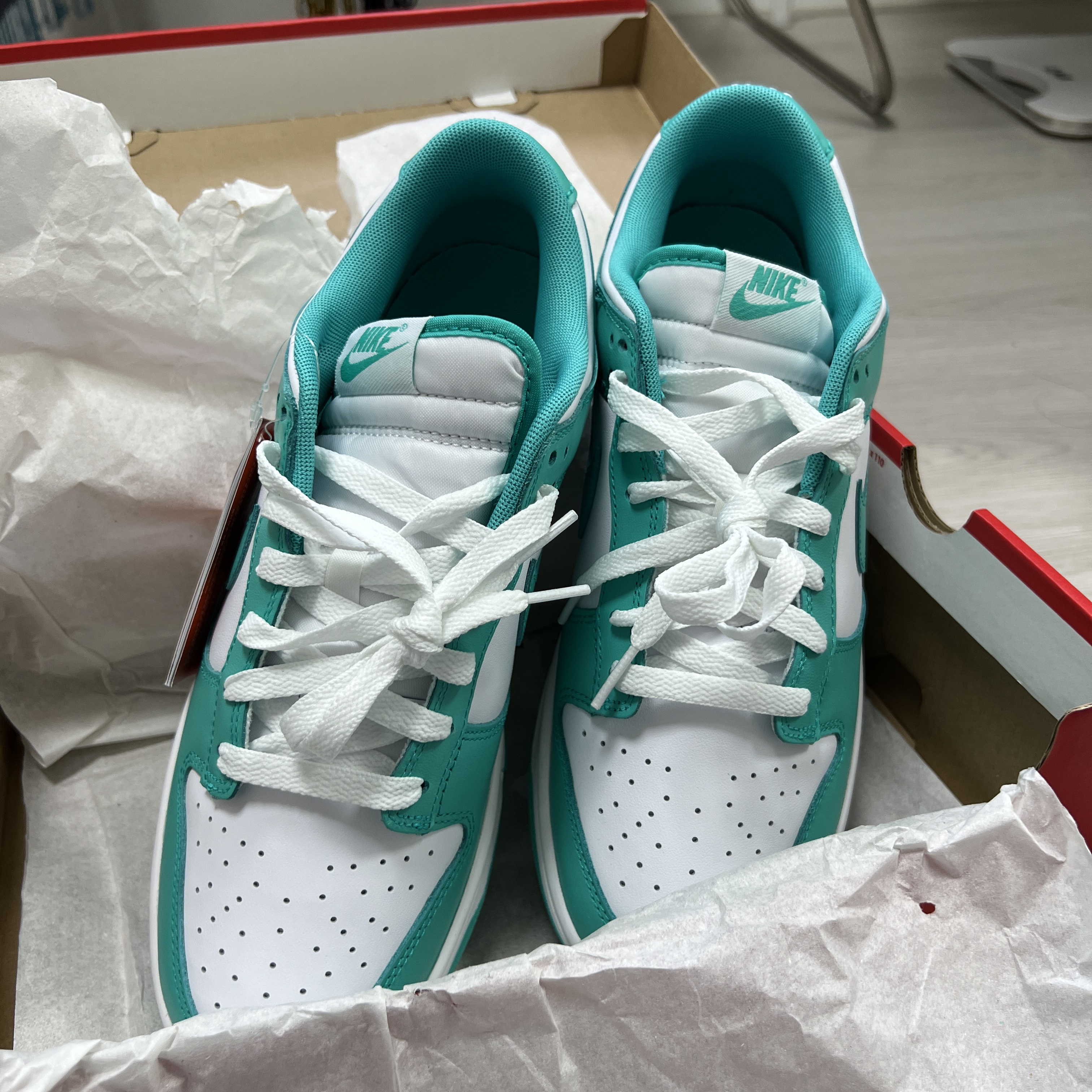 Nike Dunk Low White Clear Jade 착용 스타일 - 5